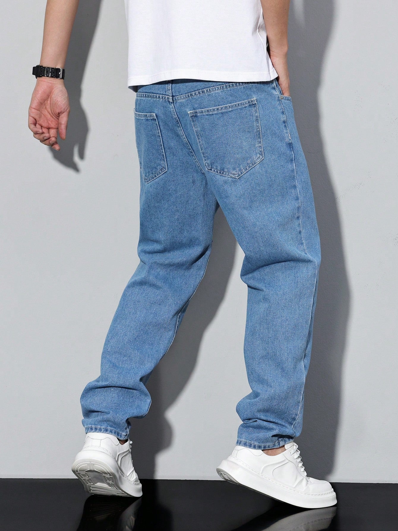 Manfinity Homme Jeans en denim fuselé délavé pour hommes, style décontracté