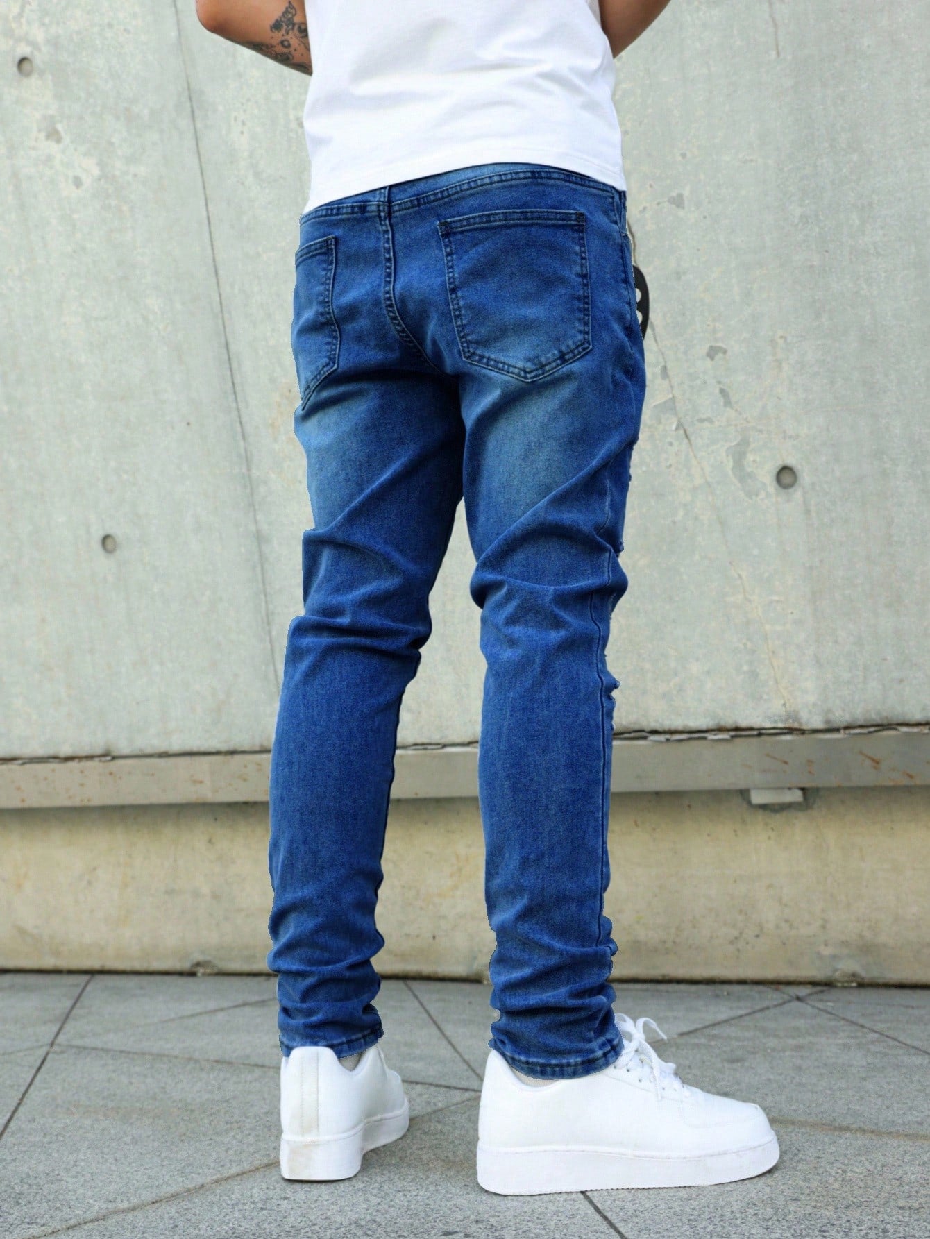 Manfinity LEGND Jeans en denim délavé simple avec poche pour hommes, portés tous les jours de façon décontractée