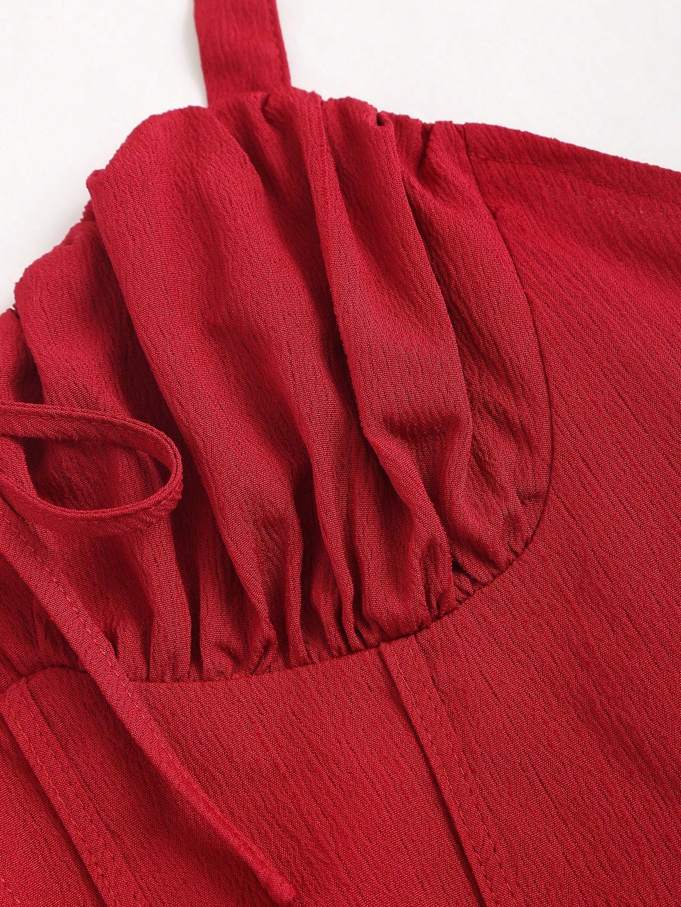 Sweetra Robe cache-cœur à lacets sans dos de couleur unie avec taille marquée, couleur bordeaux, tenue pour femme