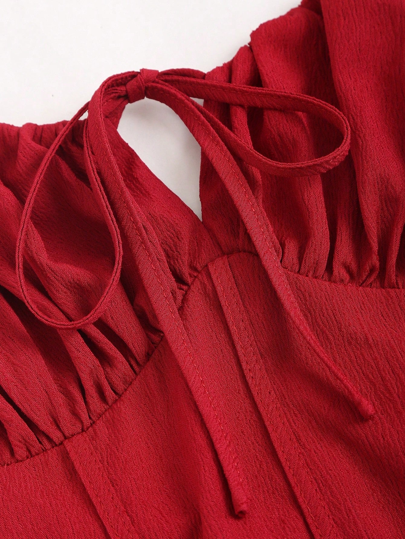 Sweetra Robe cache-cœur à lacets sans dos de couleur unie avec taille marquée, couleur bordeaux, tenue pour femme