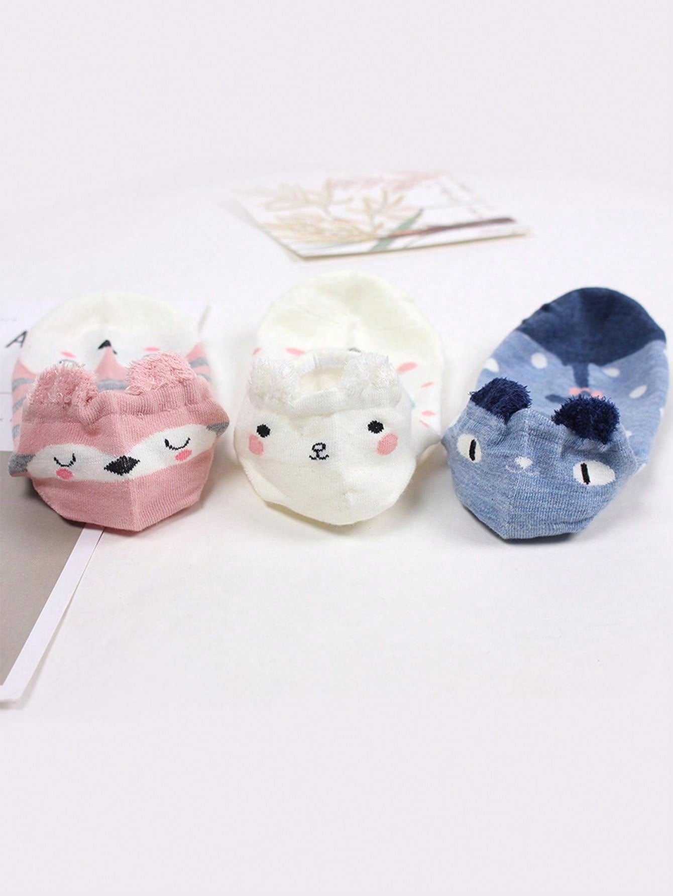 16 Paires (expédiées au hasard) Chaussettes courtes pour femmes avec motif d'animal de dessin animé créatif et mignon, oreilles en peluche 3D, confortables et polyvalentes, convient pour une tenue quotidienne et des tenues de voyage