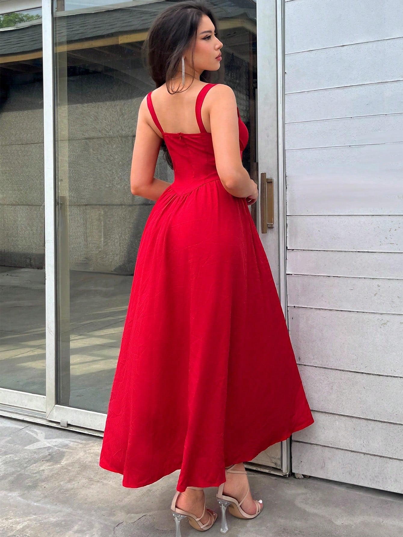 Robe longue romantique rouge à encolure carrée pour femme