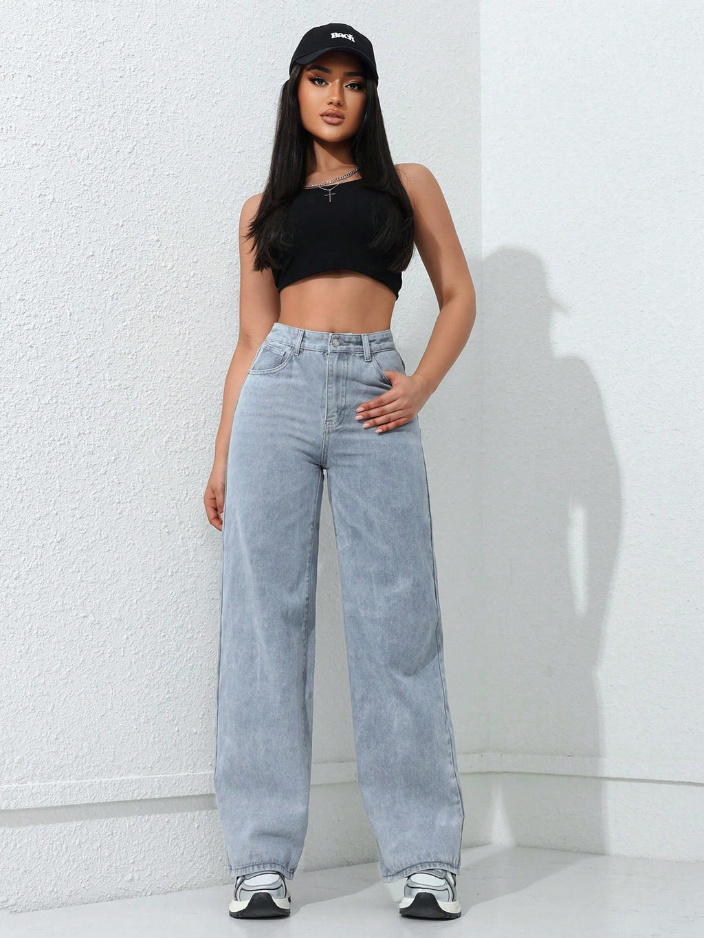 Jeans droits à taille haute lavés de manière décontractée
