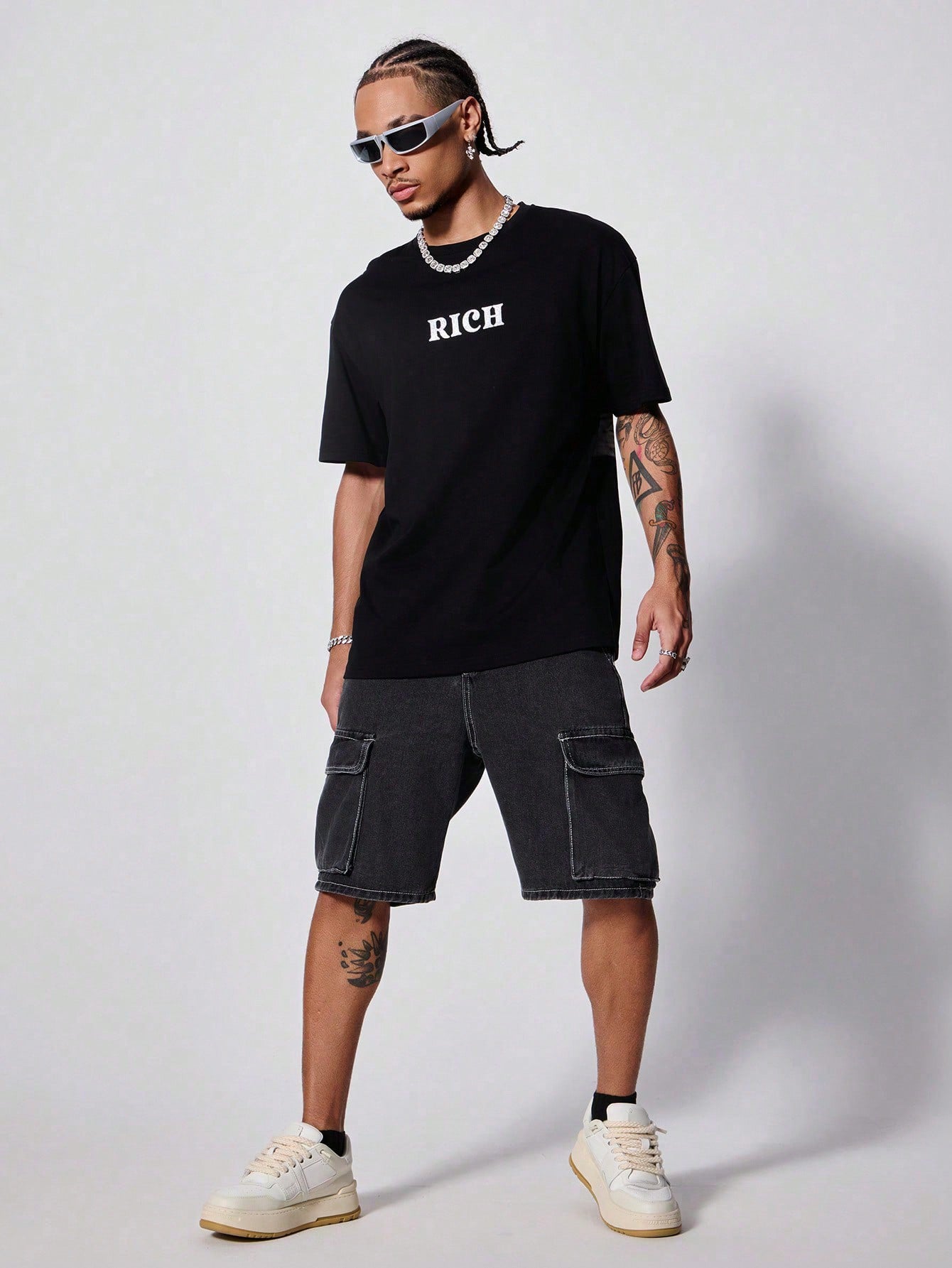 T-shirt casual pour homme à manches courtes avec impression graphique de lettres et de personnages