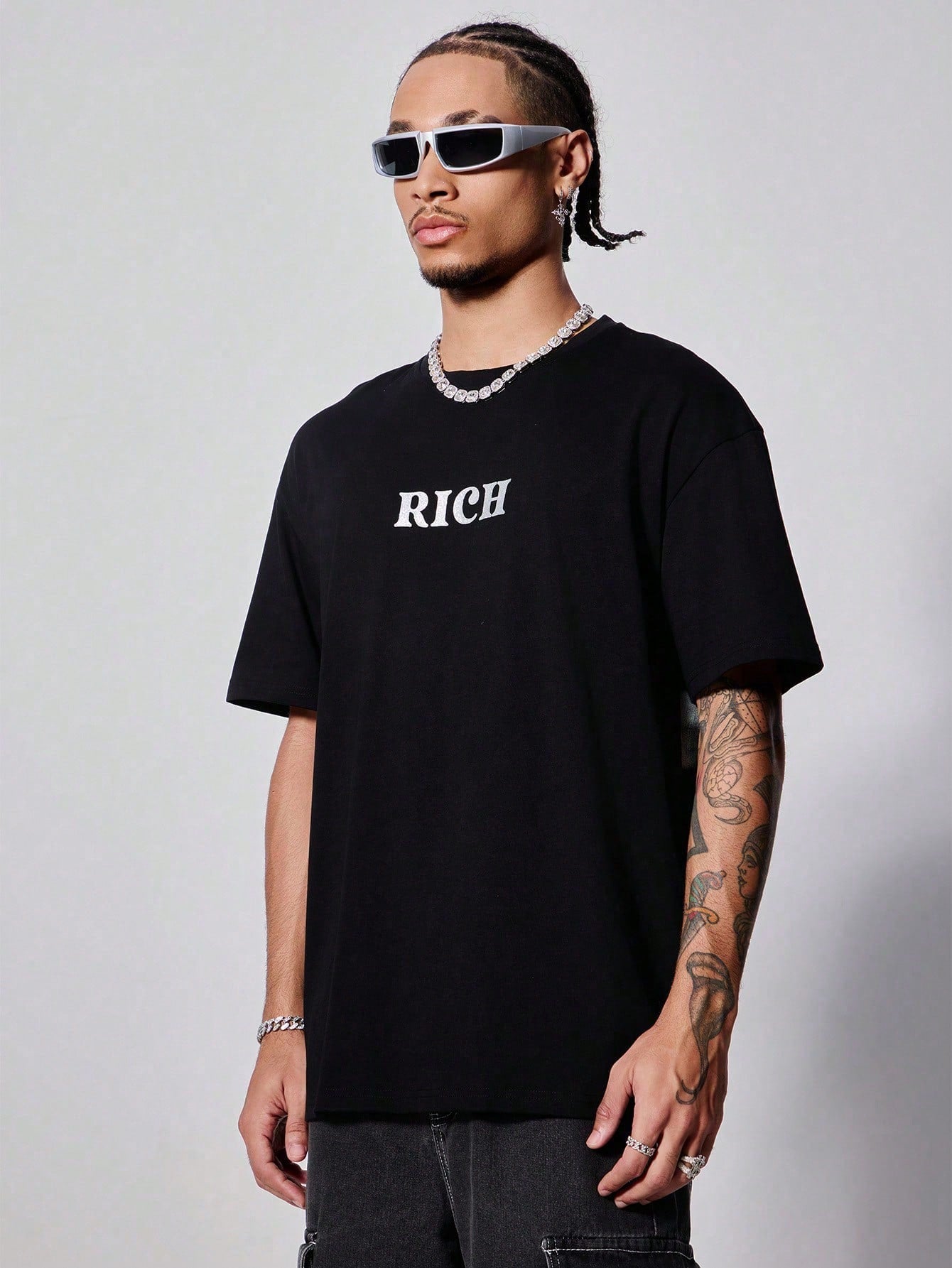 T-shirt casual pour homme à manches courtes avec impression graphique de lettres et de personnages
