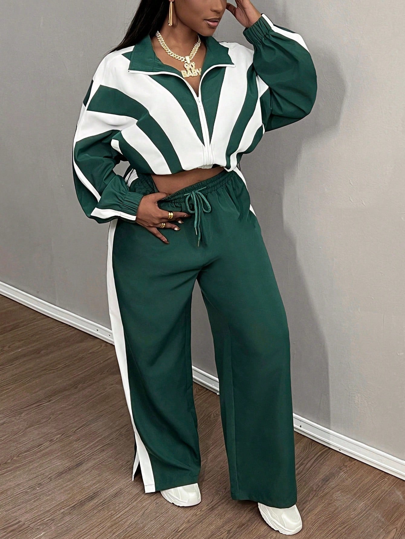 Slaydiva 2 pièces Ensemble grande taille : Veste à capuche décontractée et pantalon de sport, couleur rouge et blanche, convient pour l'automne/l'hiver