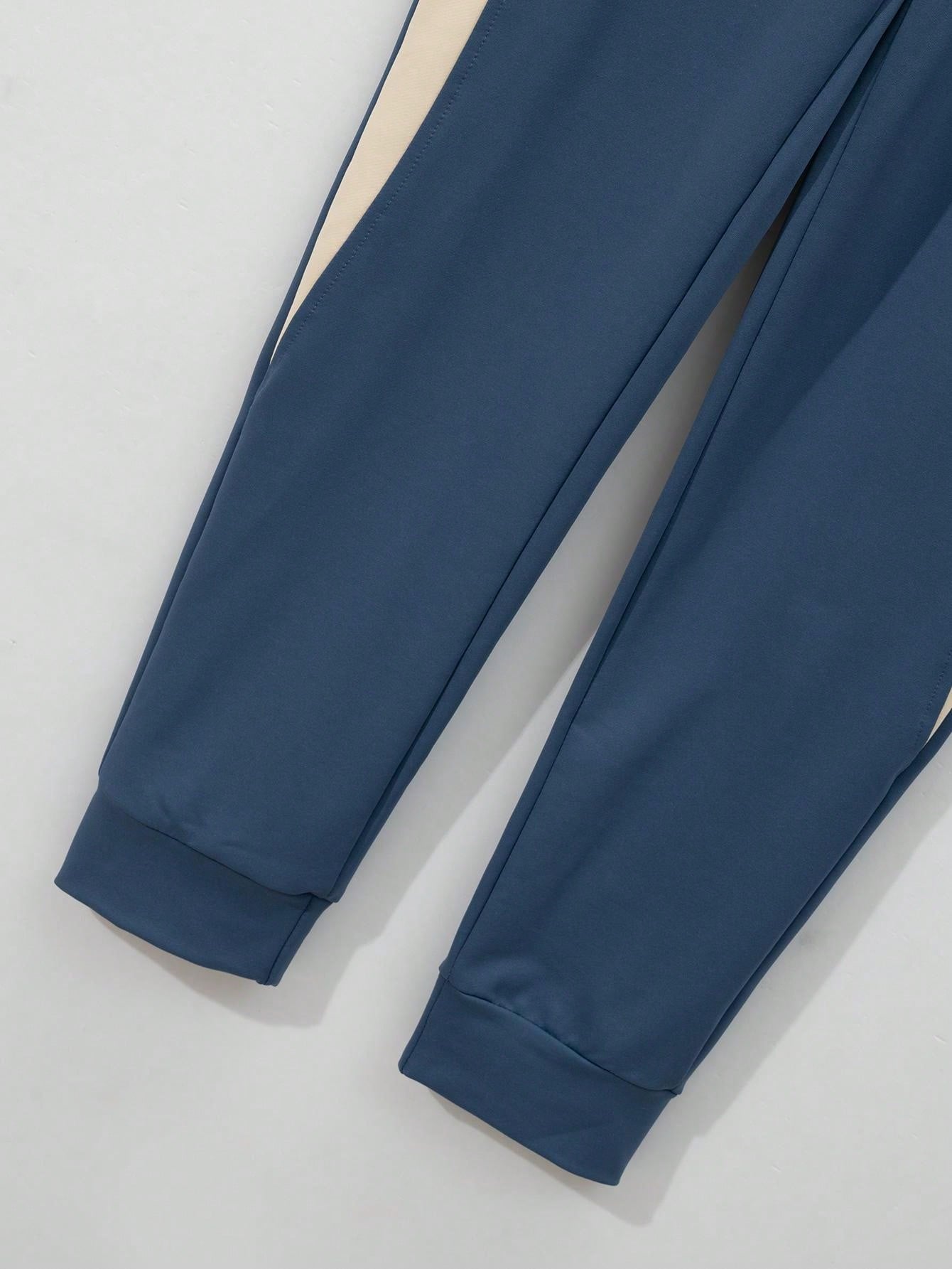1 set Homme veste de baseball monobloc décontractée à col et pantalon, blocs de couleurs, 2 pièces, d'épaisseur moyenne, convient pour les voyages et l'usage quotidien