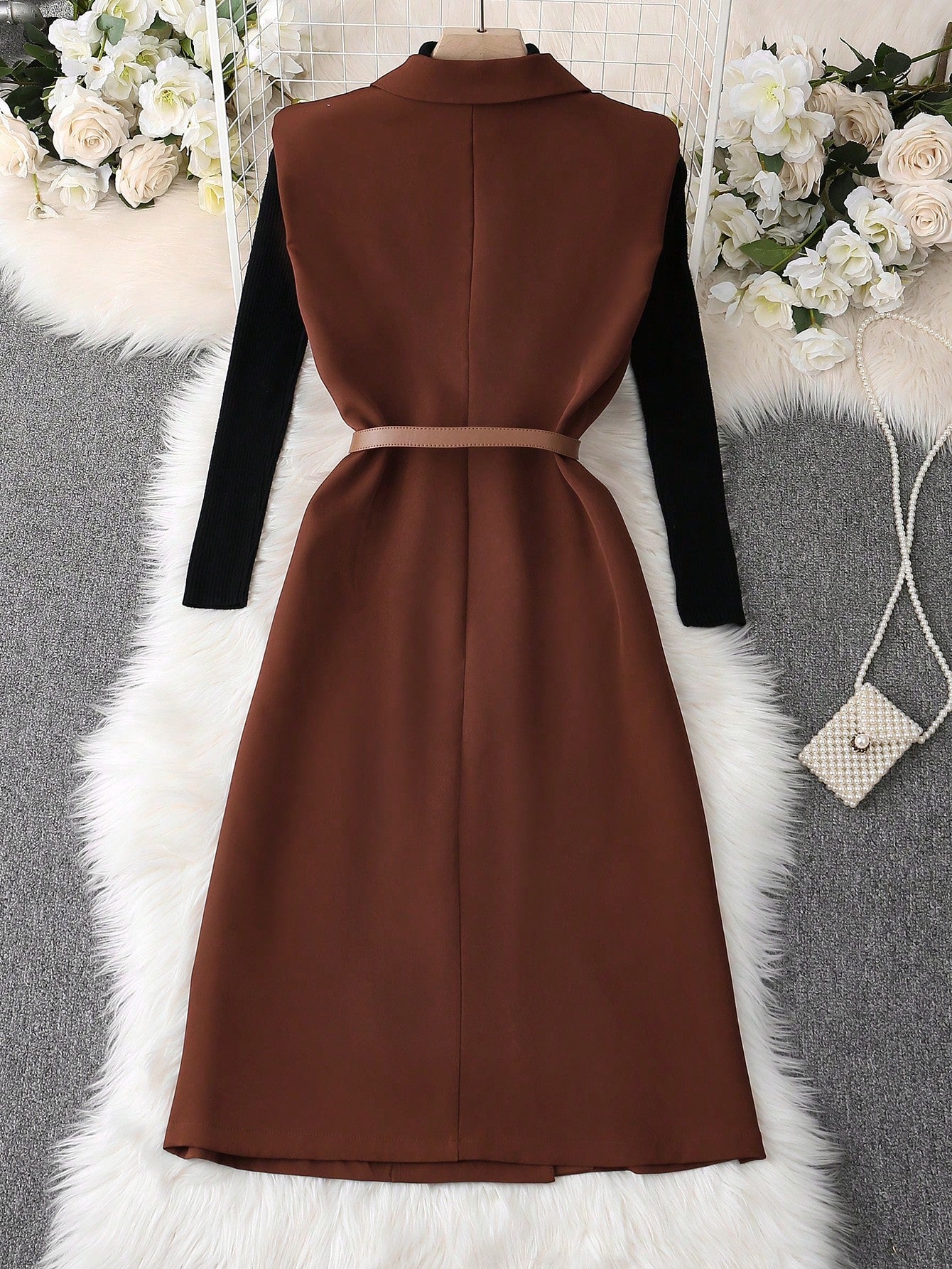 SHEIN Clasi Blazer sans manches à double boutonnage de couleur unie décontracté