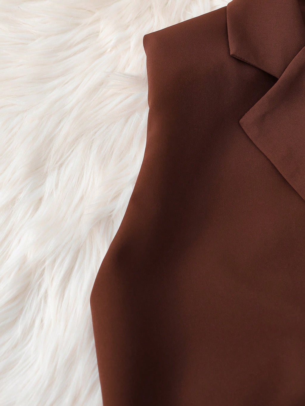 SHEIN Clasi Blazer sans manches à double boutonnage de couleur unie décontracté