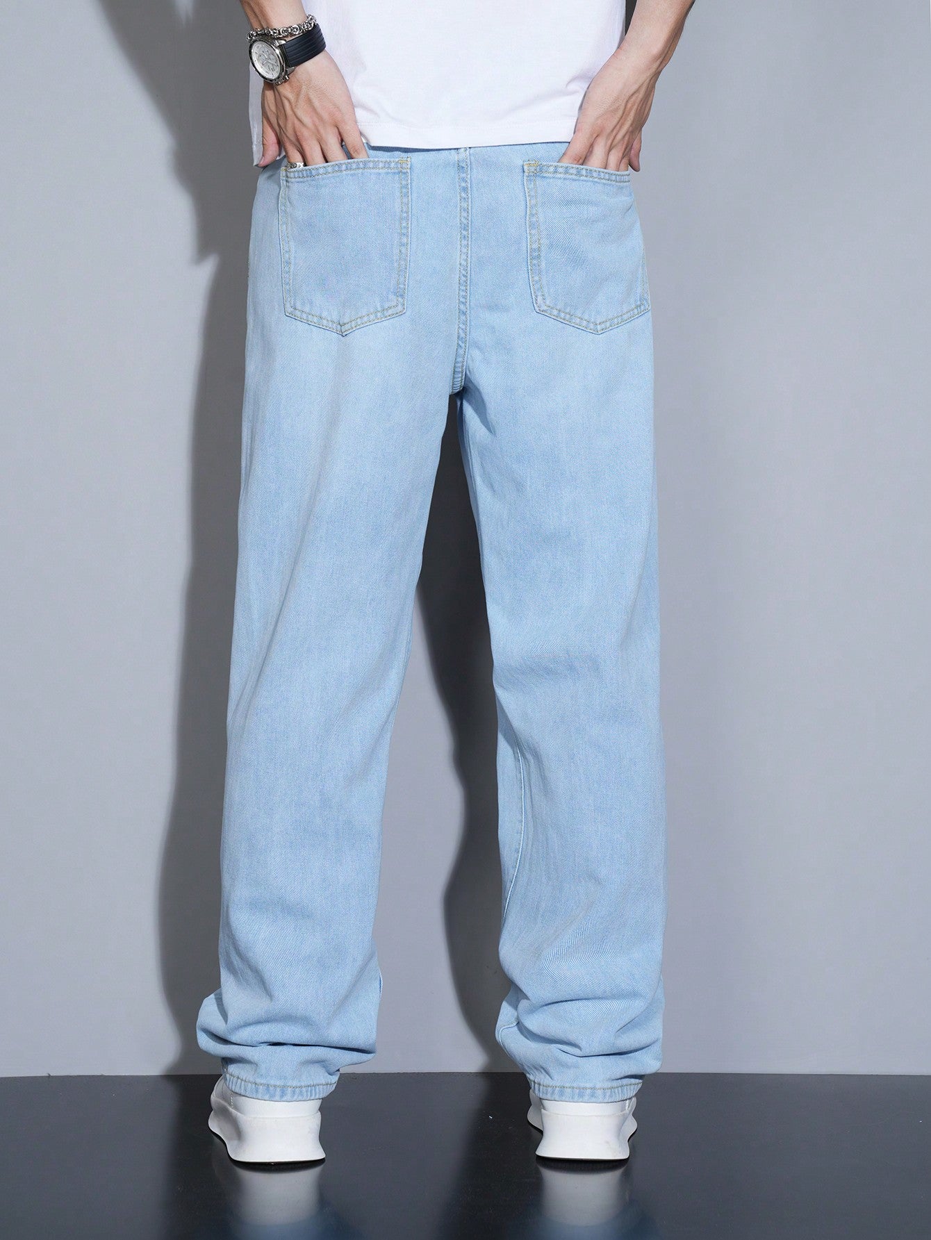 Manfinity Homme Jeans en denim casual à coupe droite et ample avec plusieurs poches pour hommes