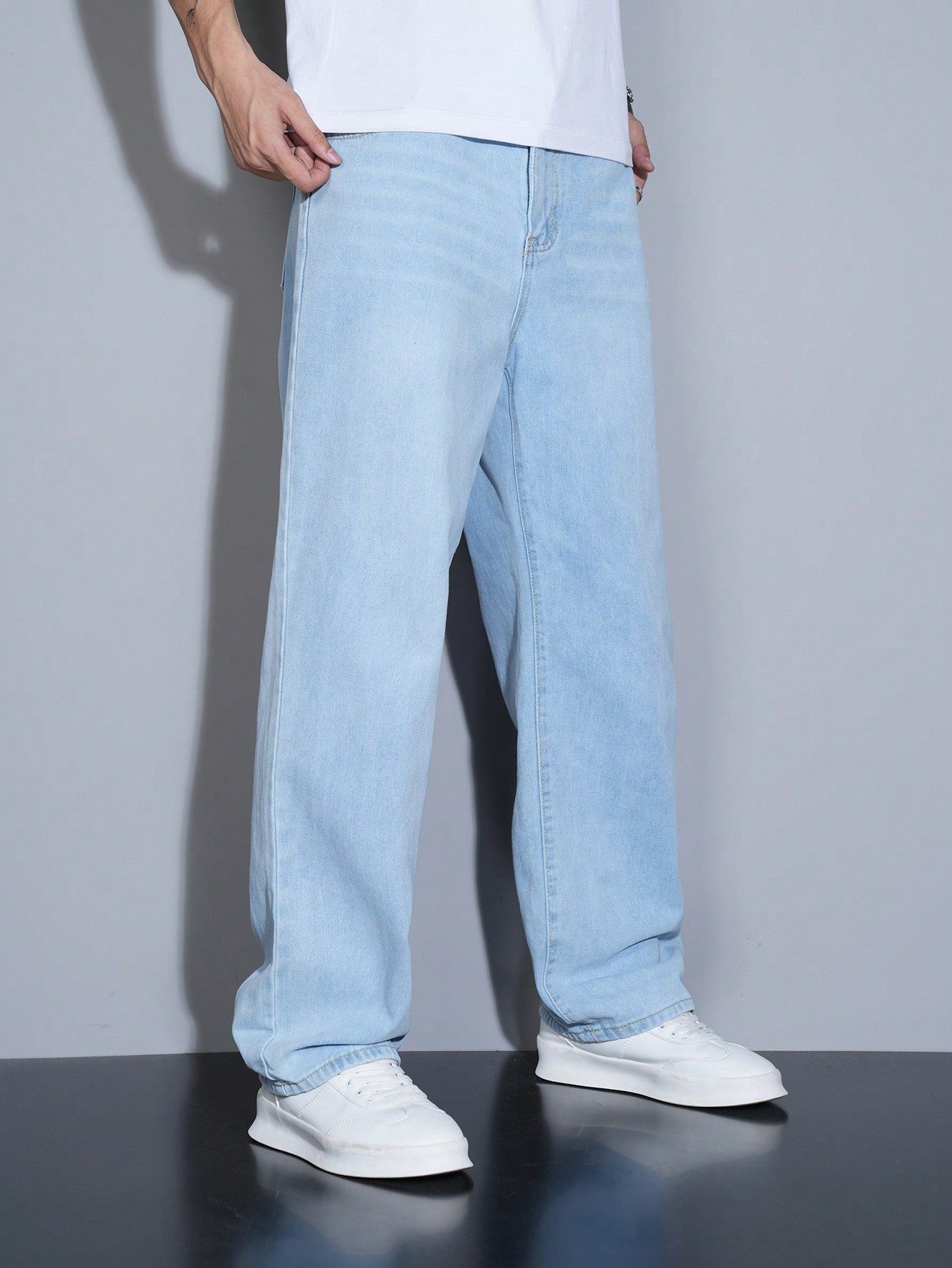 Manfinity Homme Jeans en denim casual à coupe droite et ample avec plusieurs poches pour hommes