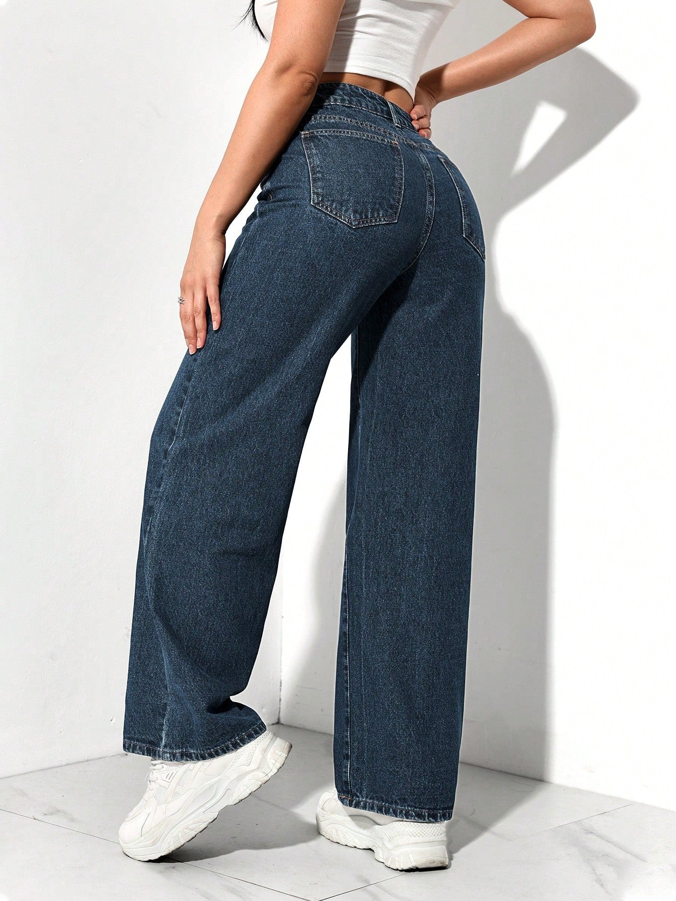 SHEIN PETITE Jeans décontractés, lavés, coupe droite relâchée