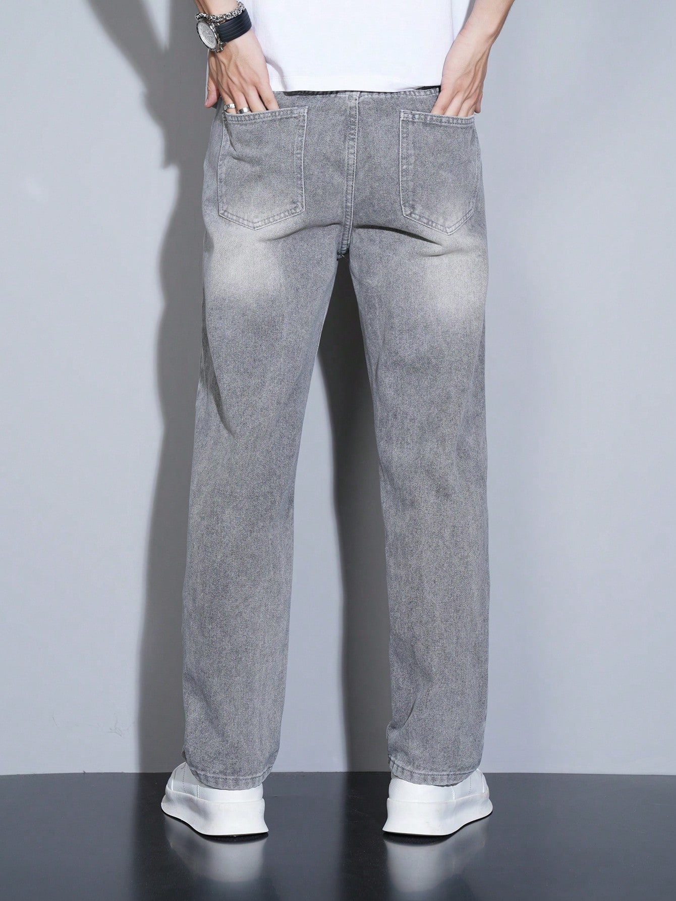 Manfinity Homme Jeans en denim casual à coupe droite et ample avec plusieurs poches pour hommes