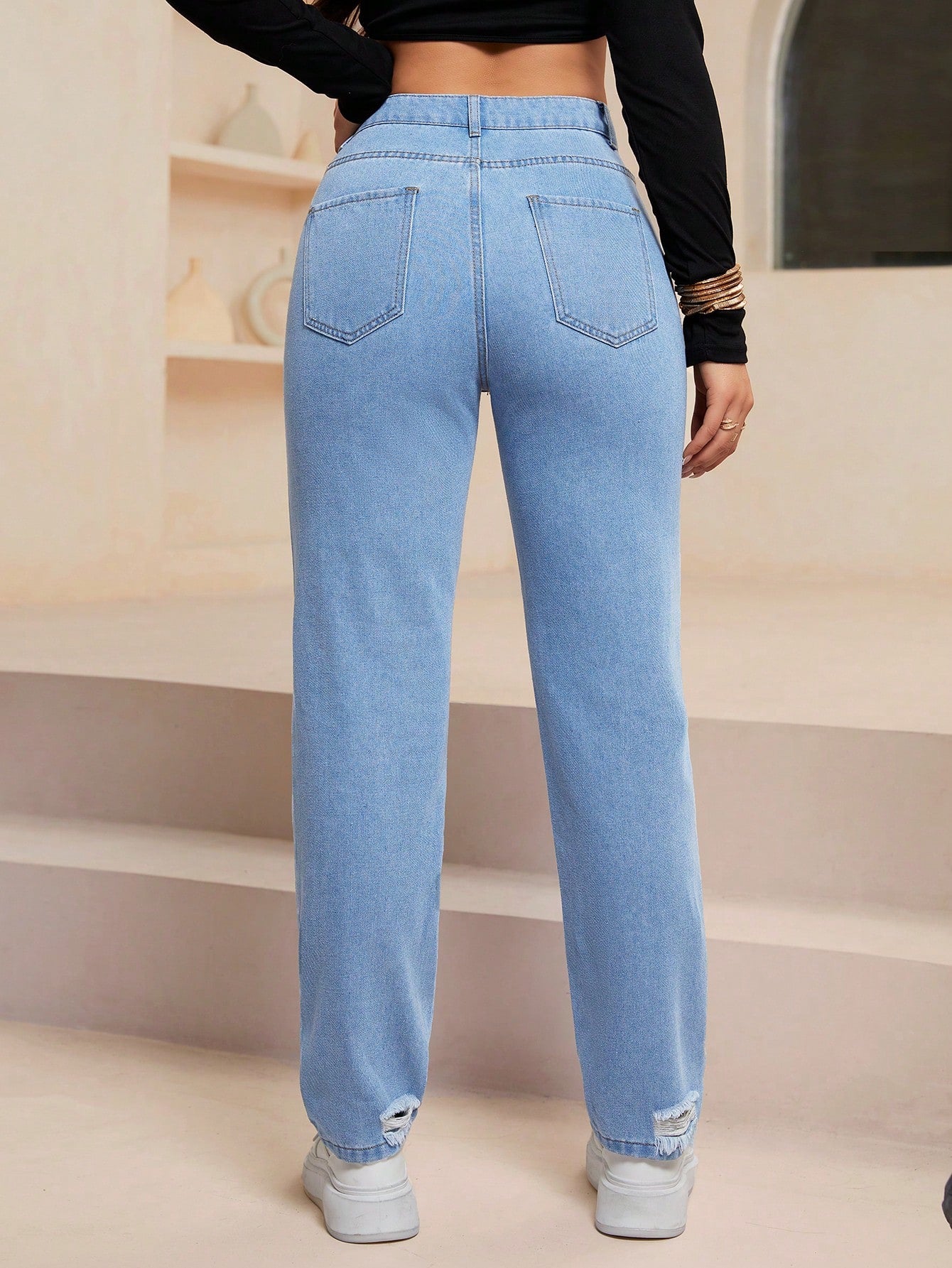SHEIN EZwear Jeans décontractés polyvalents en denim avec jambes fuselées et poches pour femmes