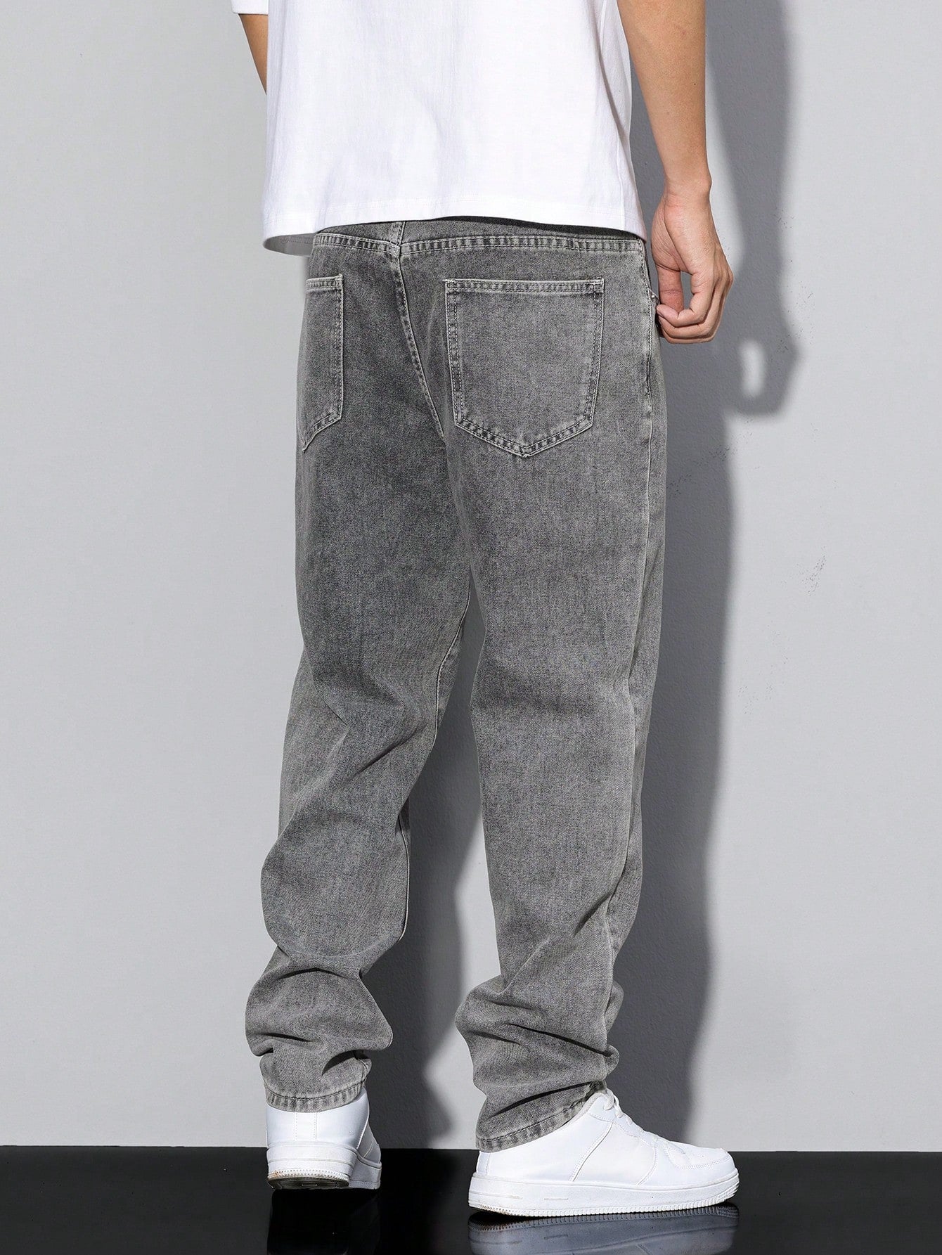 Manfinity Homme Jeans en denim fuselé délavé pour hommes, style décontracté