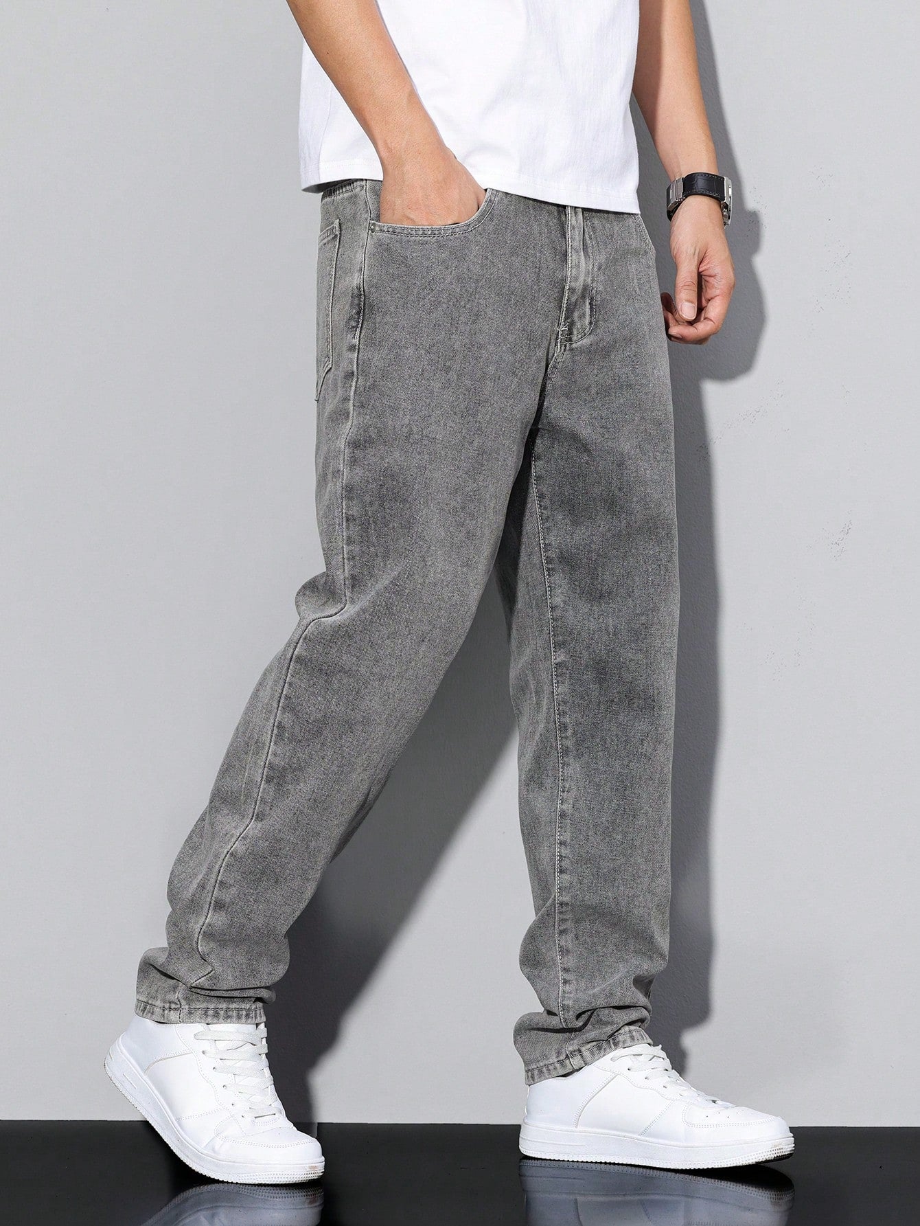 Manfinity Homme Jeans en denim fuselé délavé pour hommes, style décontracté