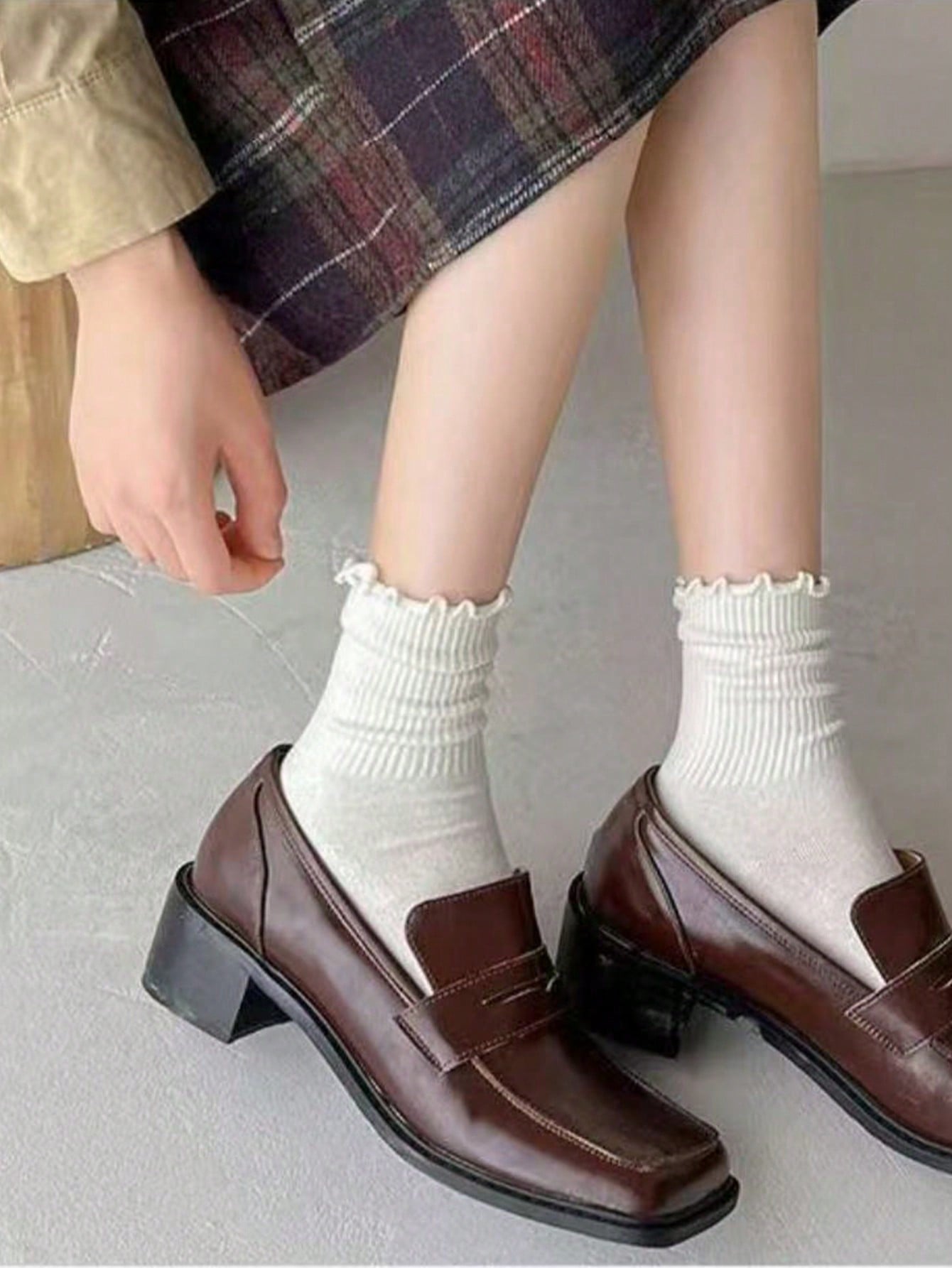 6 paires de chaussettes mi-mollet japonaises tendance, simples, au style universitaire britannique tendance, avec bordure en forme de champignon