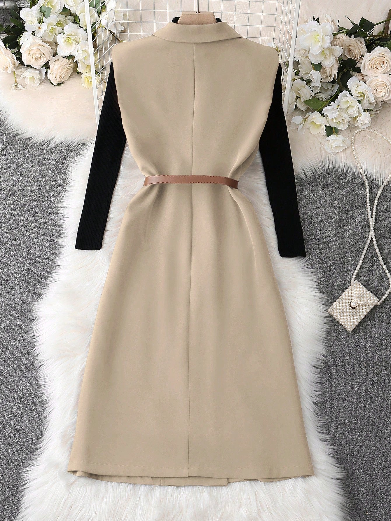 SHEIN Clasi Blazer sans manches à double boutonnage de couleur unie décontracté