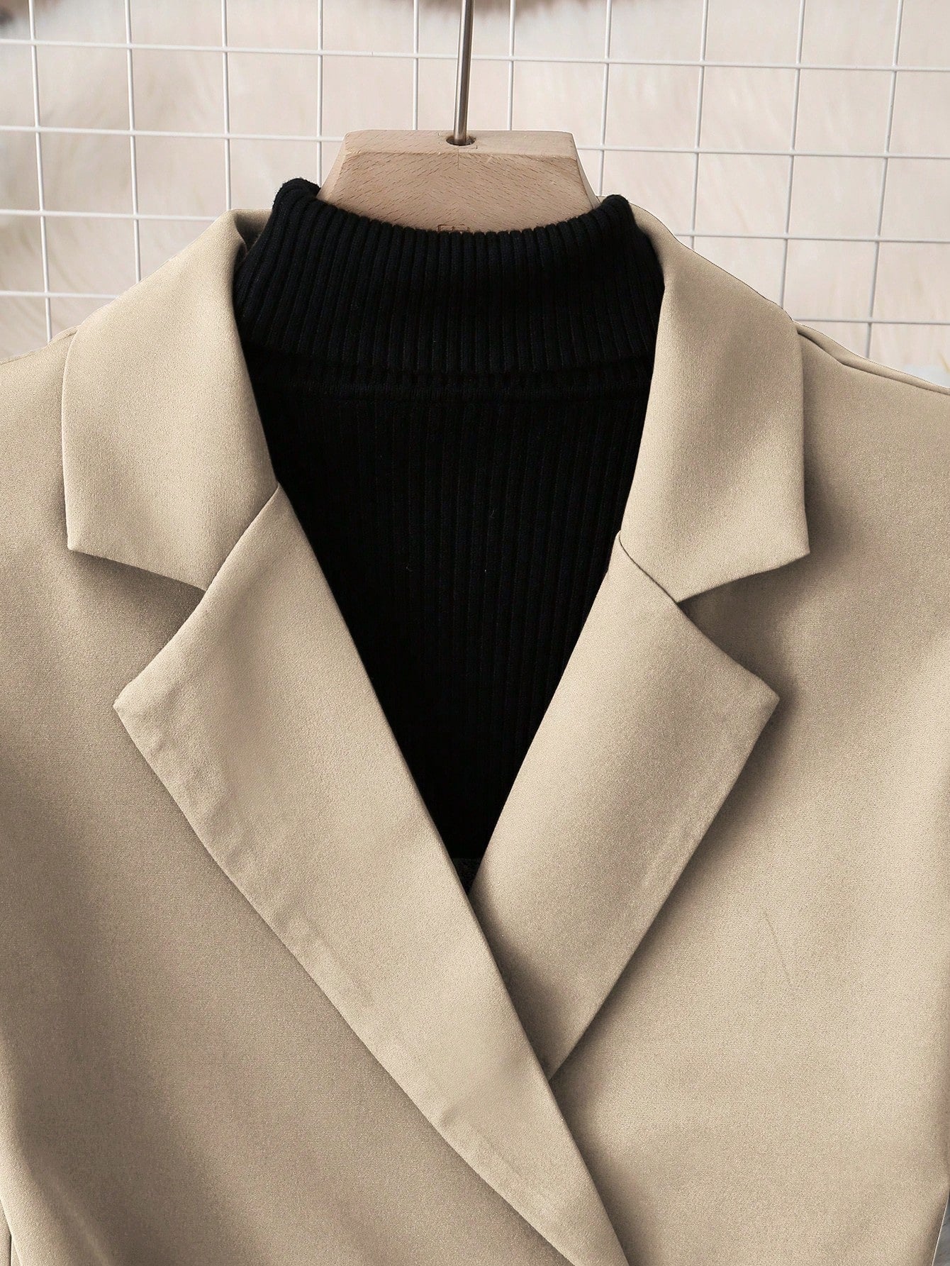 SHEIN Clasi Blazer sans manches à double boutonnage de couleur unie décontracté