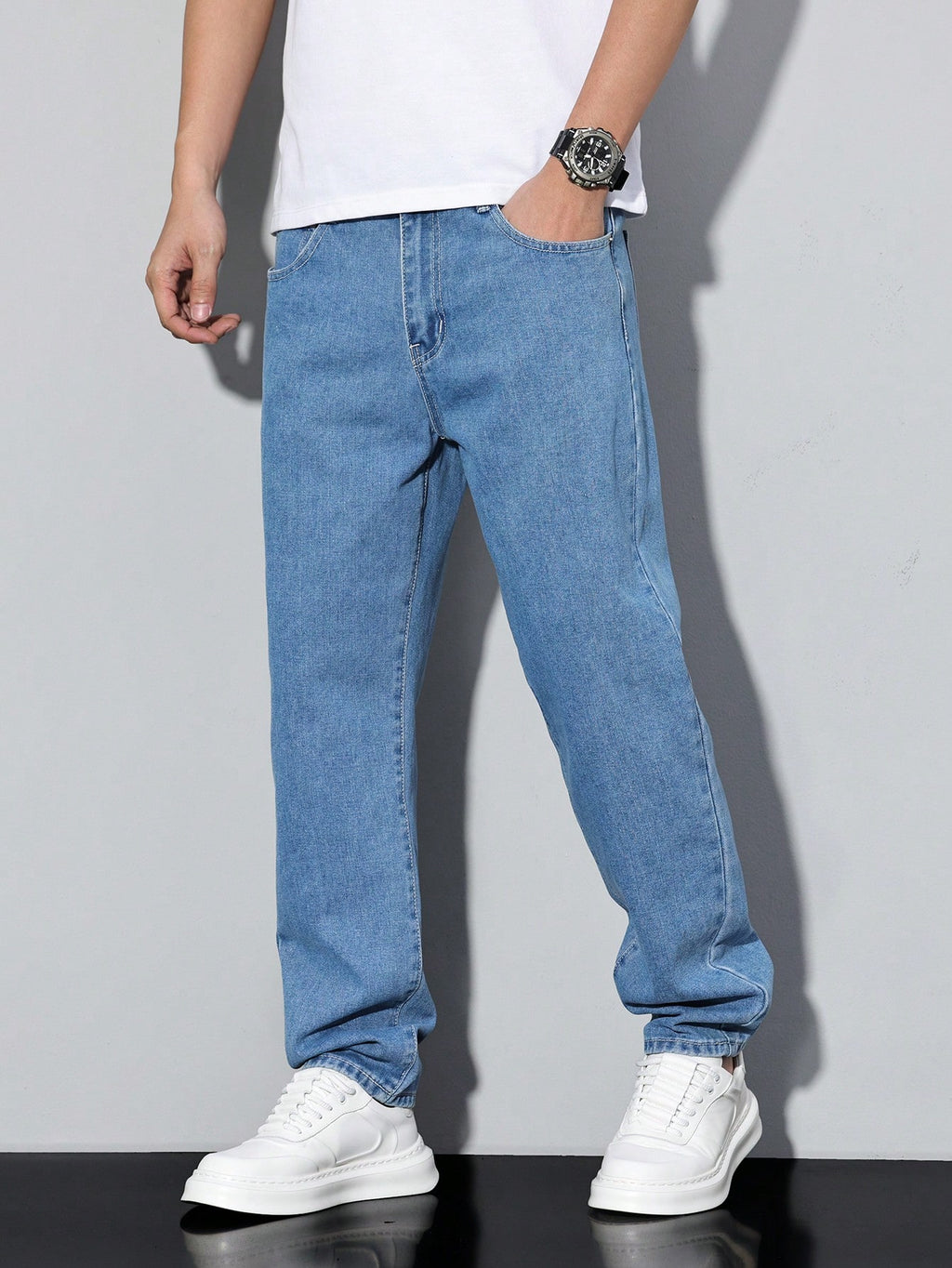 Manfinity Homme Jeans en denim fuselé délavé pour hommes, style décontracté
