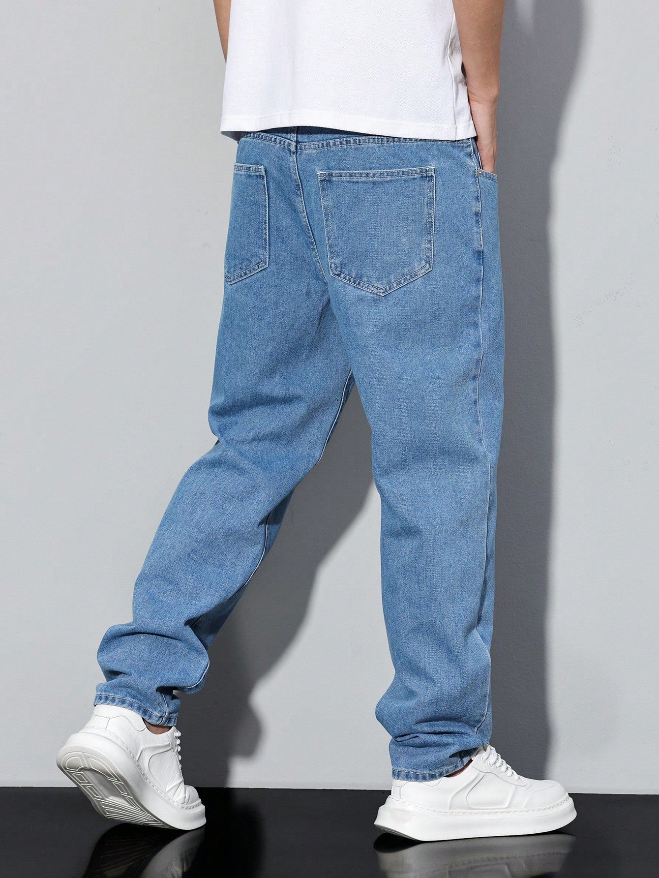 Manfinity Homme Jeans en denim fuselé délavé pour hommes, style décontracté
