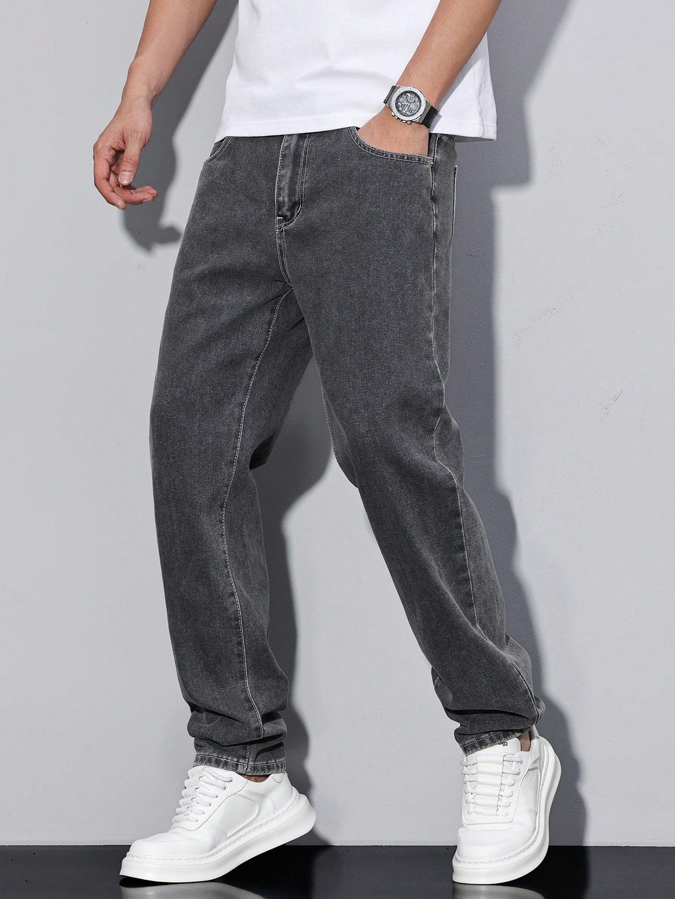 Manfinity Homme Jeans en denim fuselé délavé pour hommes, style décontracté