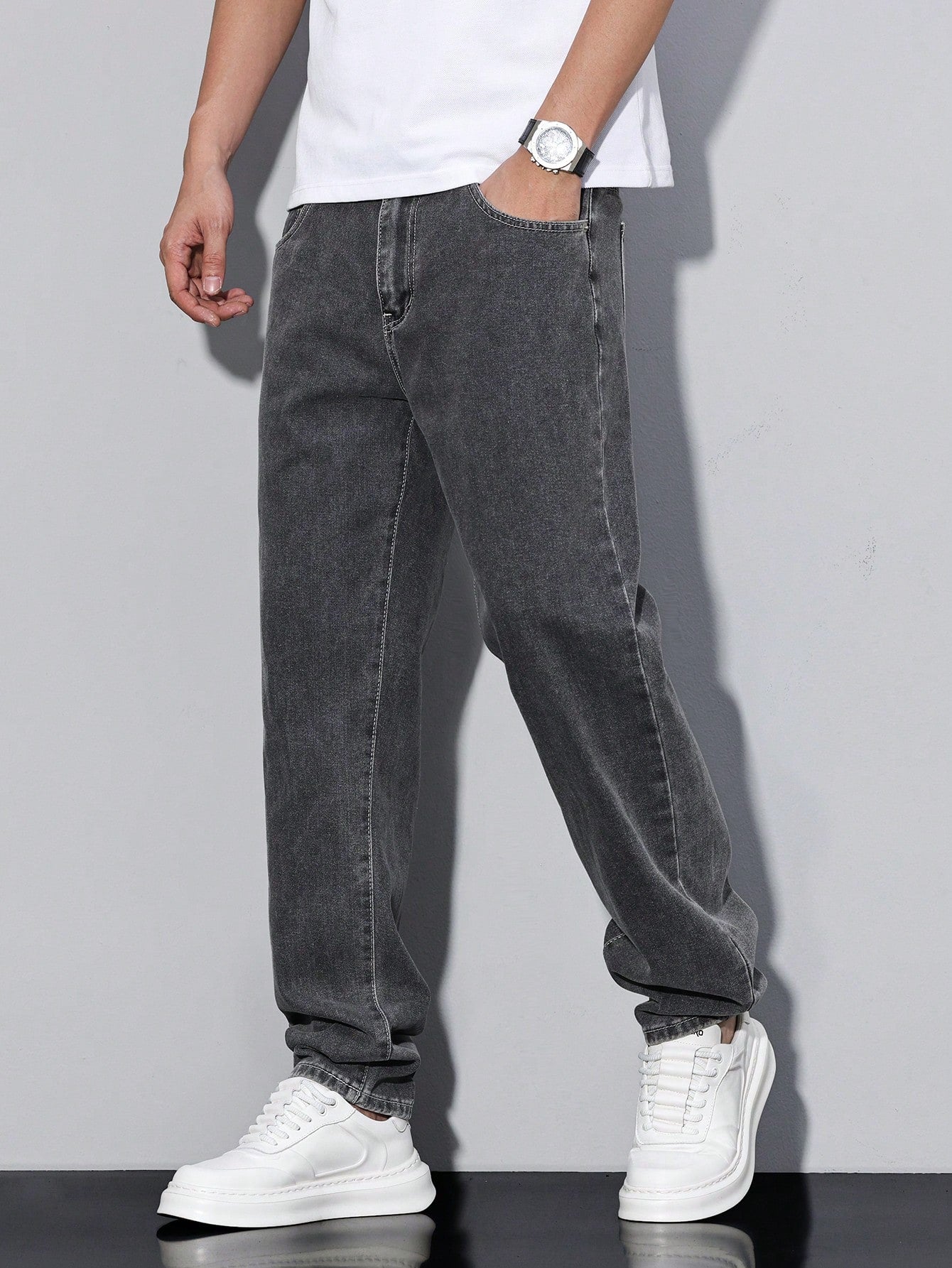 Manfinity Homme Jeans en denim fuselé délavé pour hommes, style décontracté