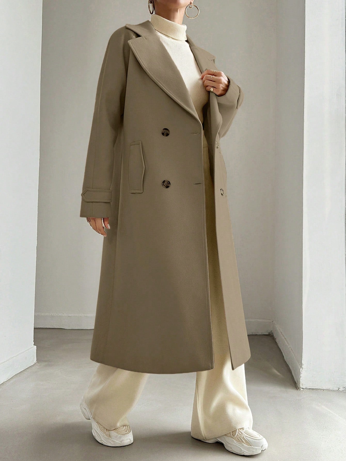 SHEIN Manteau En Laine Double Boutonnage Pour Femmes Couleur Unie Avec Col De Costume