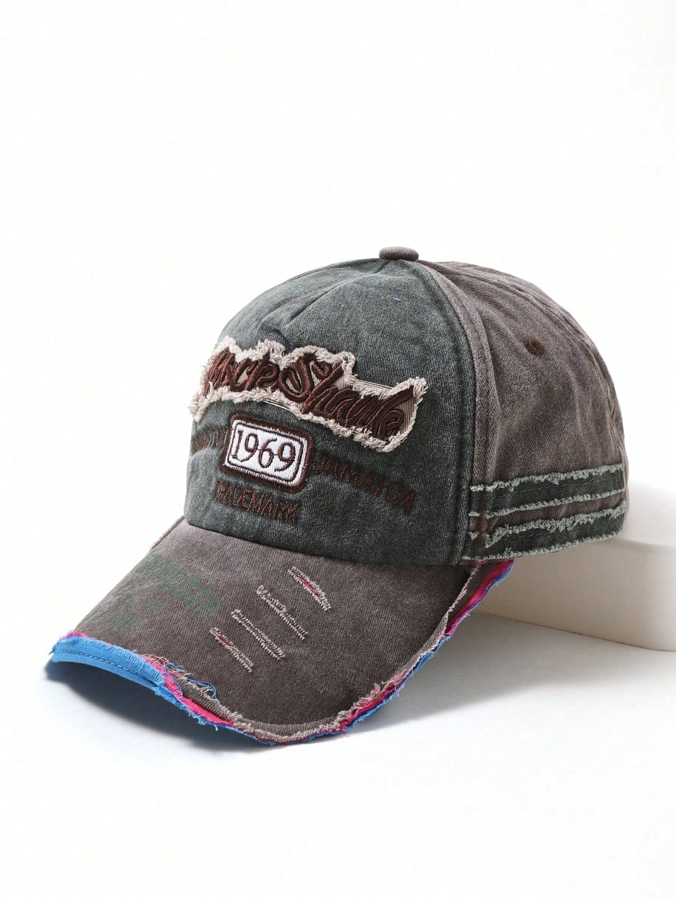 Casquette de baseball décontractée pour homme et femme, style vintage et délavée avec trous, convenable pour une utilisation quotidienne