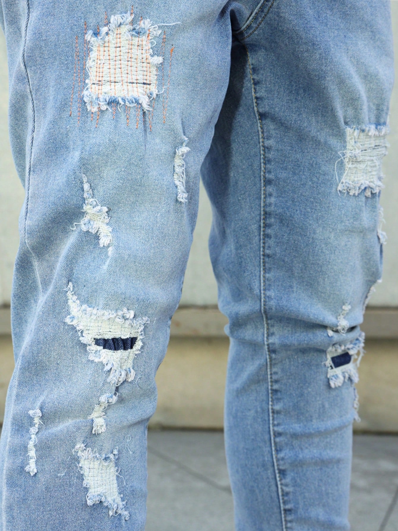 Manfinity LEGND Jeans en denim délavé simple avec poche pour hommes, portés tous les jours de façon décontractée