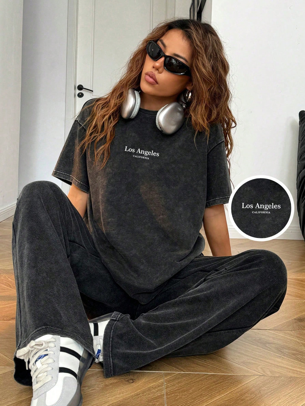 SHEIN EZwear Ensemble 2 pièces Top à manches courtes et pantalon gris vintage lavé avec broderie de lettres, tenue décontractée pour femmes
