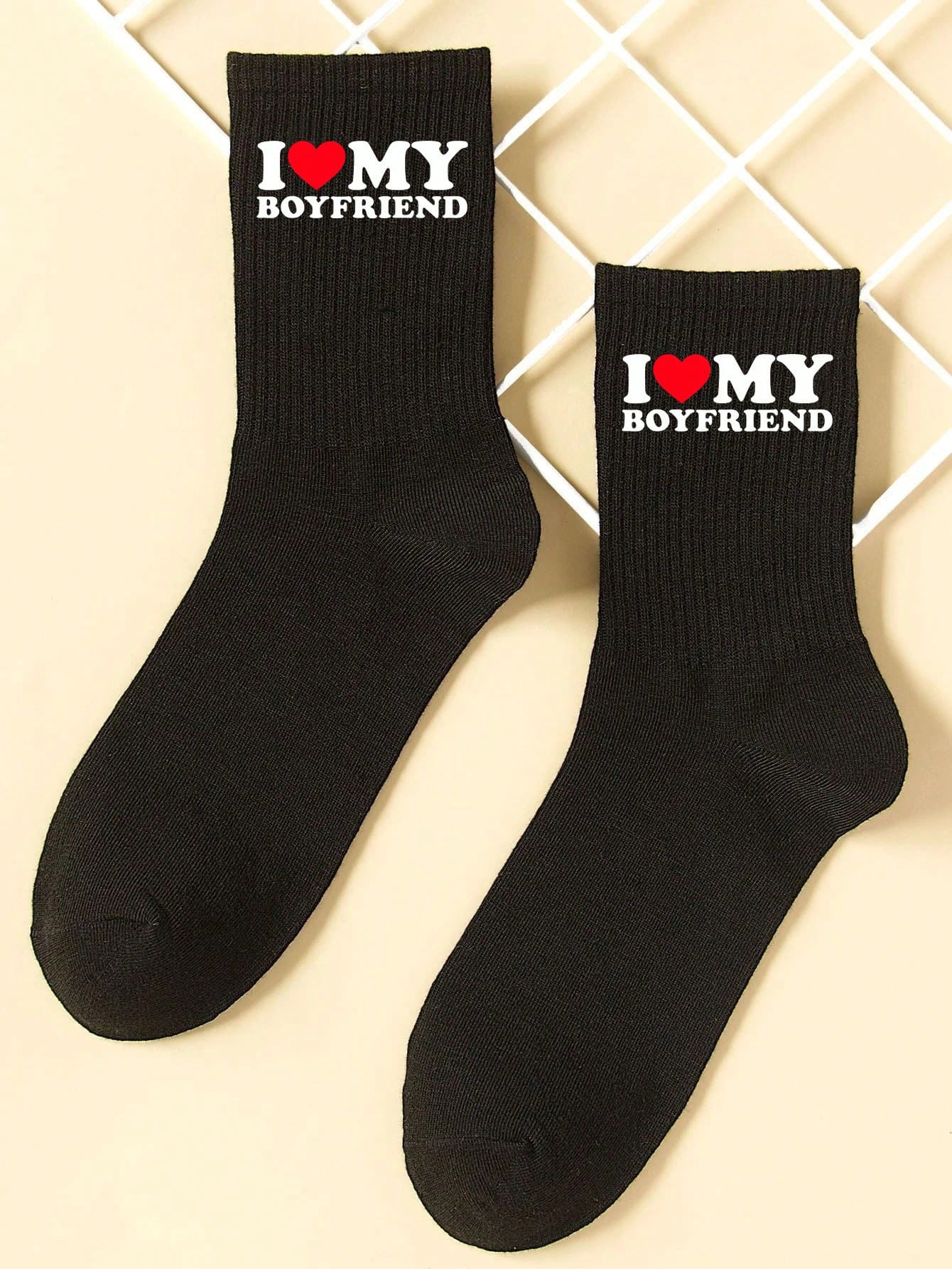 2 paires de chaussettes d'équipage pour couple, motif cœur blanc, minimaliste et , mignon et confortable, absorbant l'humidité, retour à l'école