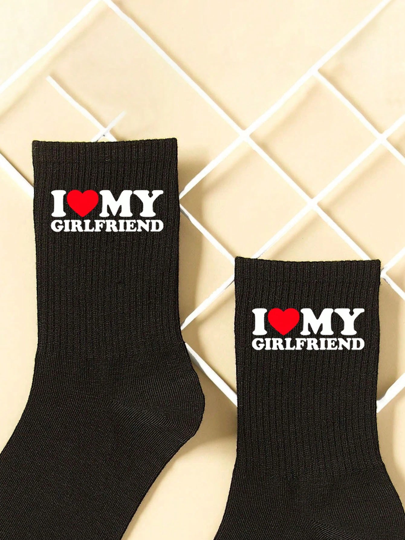 2 paires de chaussettes d'équipage pour couple, motif cœur blanc, minimaliste et , mignon et confortable, absorbant l'humidité, retour à l'école