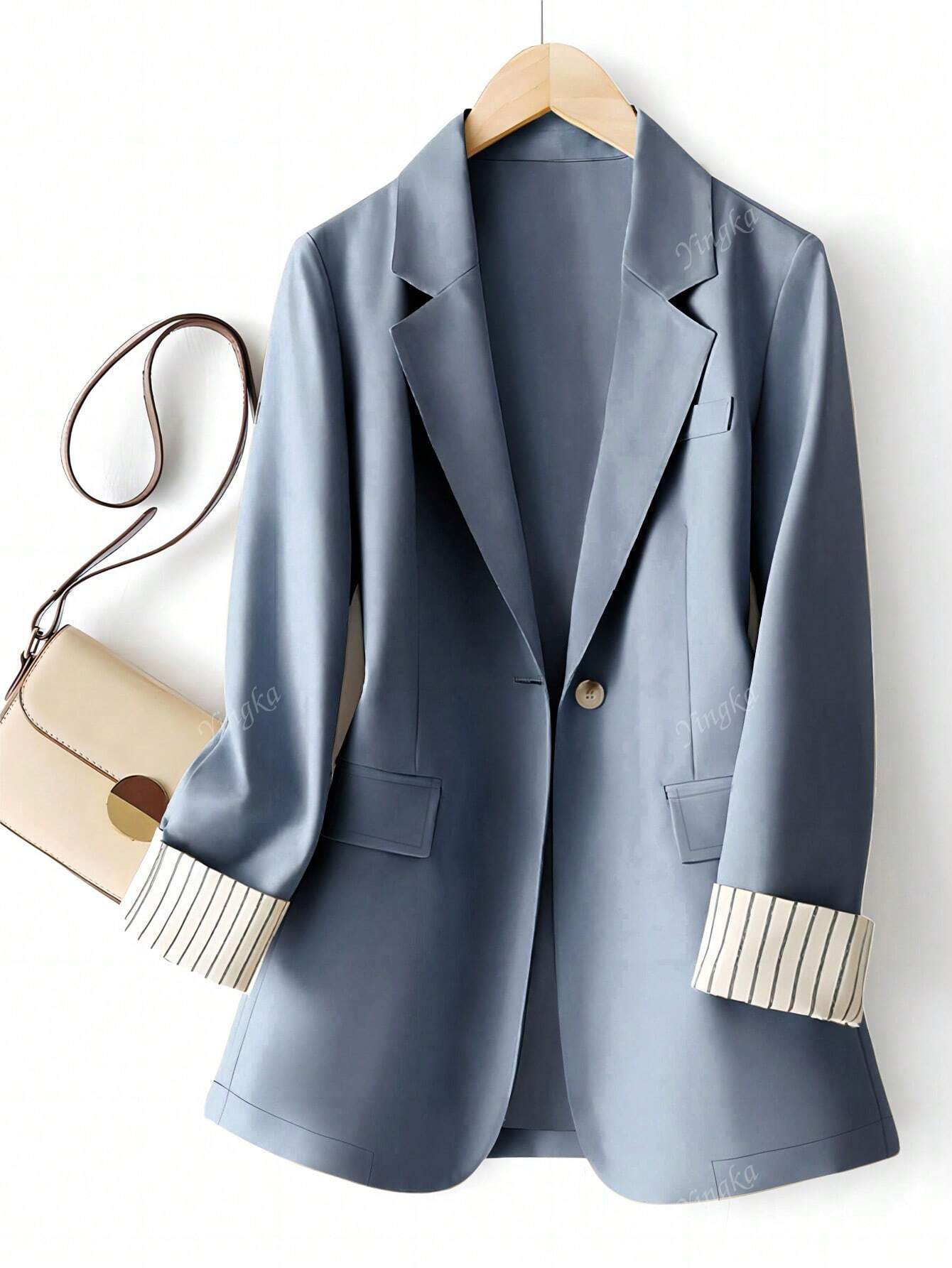 Blazer régulier pour femmes avec revers à rayures patchwork et un bouton
