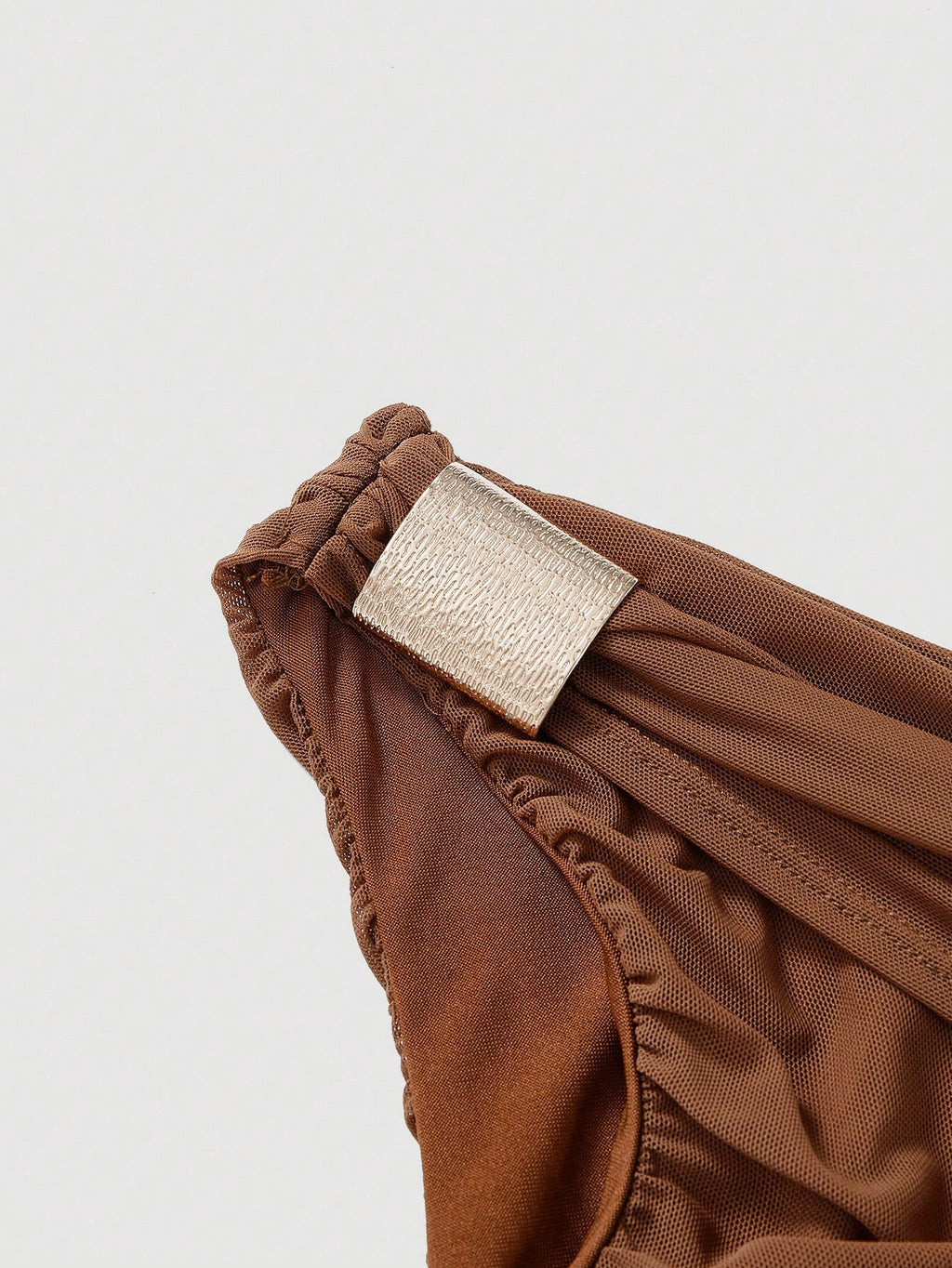 SHEIN MOD Robe mi-longue élégante pour femmes, coupe ajustée, col asymétrique, froncée, de couleur unie