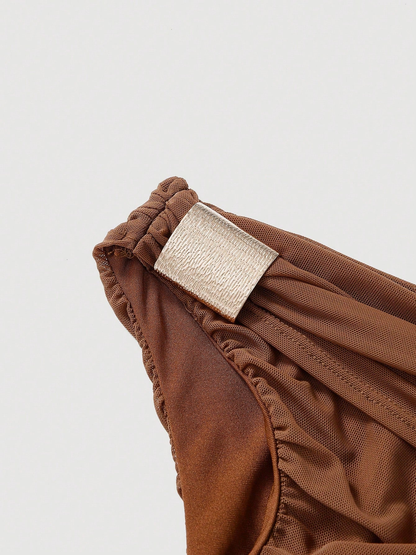 SHEIN MOD Robe mi-longue élégante pour femmes, coupe ajustée, col asymétrique, froncée, de couleur unie