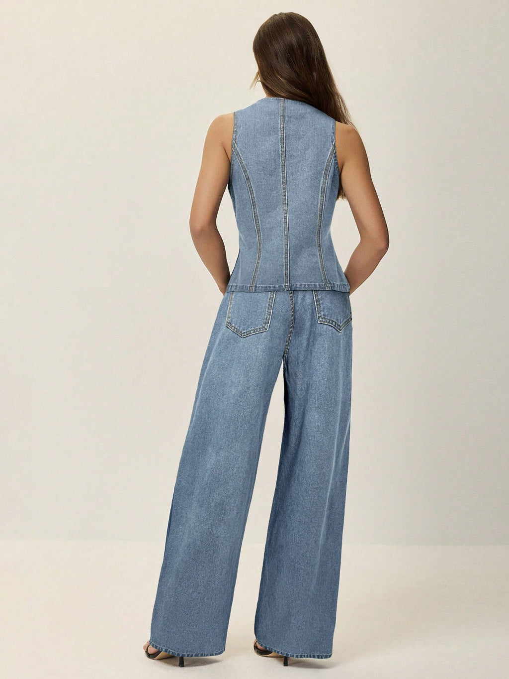 Poéselle Ensemble 2 pièces pour femmes : débardeur avec fente à la taille et boutons en métal, et jeans longs. Ensemble en denim élégant, jeans à jambe large et ample, jeans taille haute pour femmes, FW25