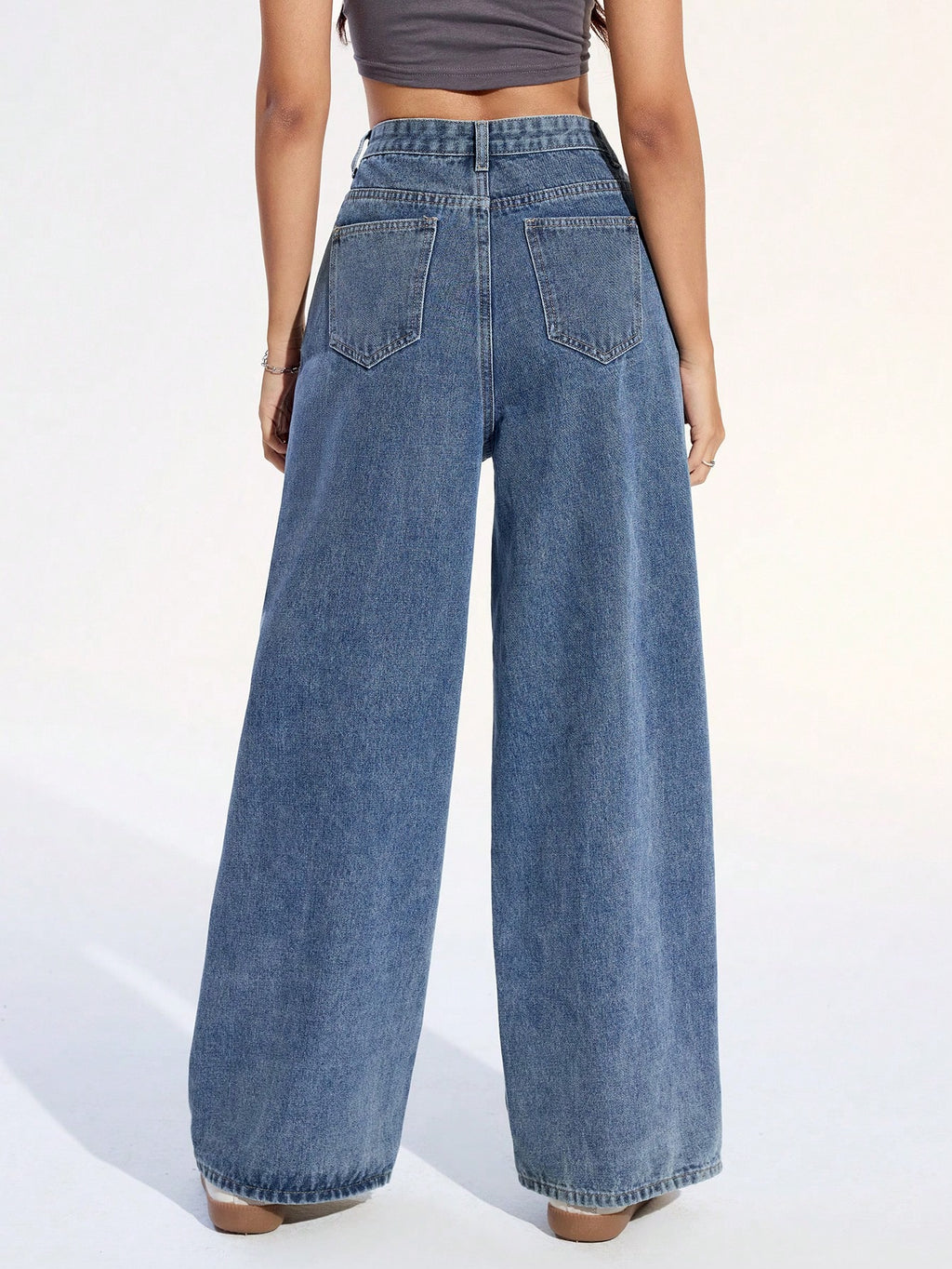 Jeans droits à taille haute lavés de manière décontractée