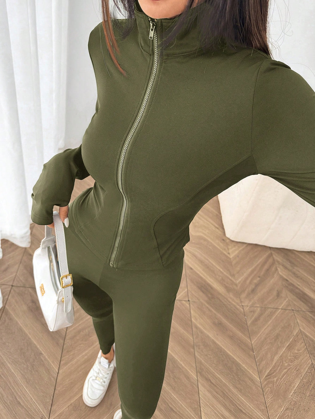 SHEIN EZwear Ensemble de 3 pièces de vêtements de sport pour femme comprenant un cardigan zippé en tricot noir, un débardeur et un pantalon