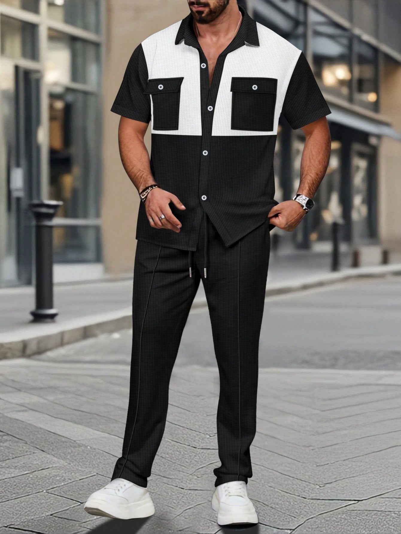 2 pièces Chemise décontractée mode homme avec boutons argentés contrastants, grandes poches et col châle + pantalon, tenue de printemps/été