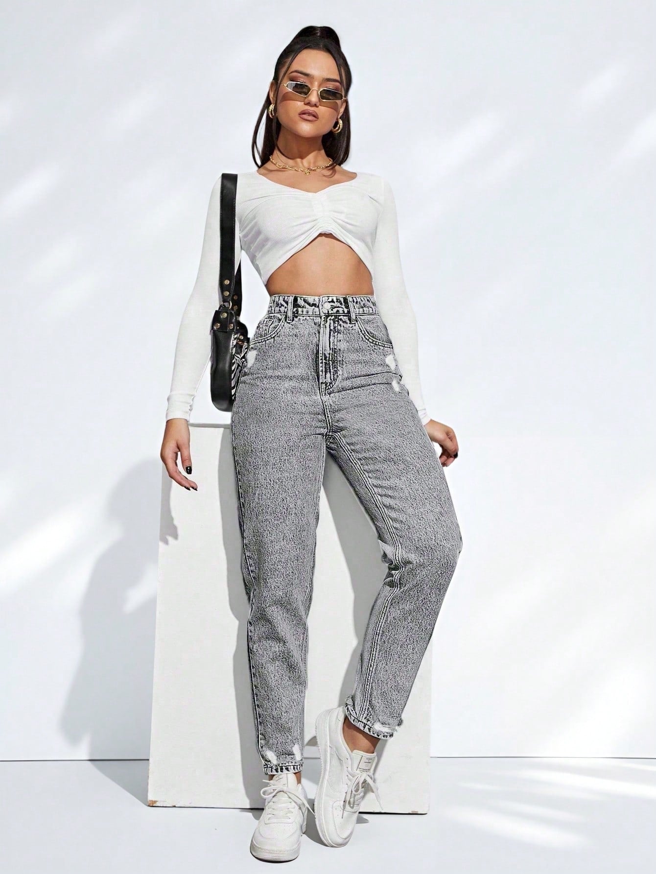 SHEIN EZwear Jeans décontractés polyvalents en denim avec jambes fuselées et poches pour femmes