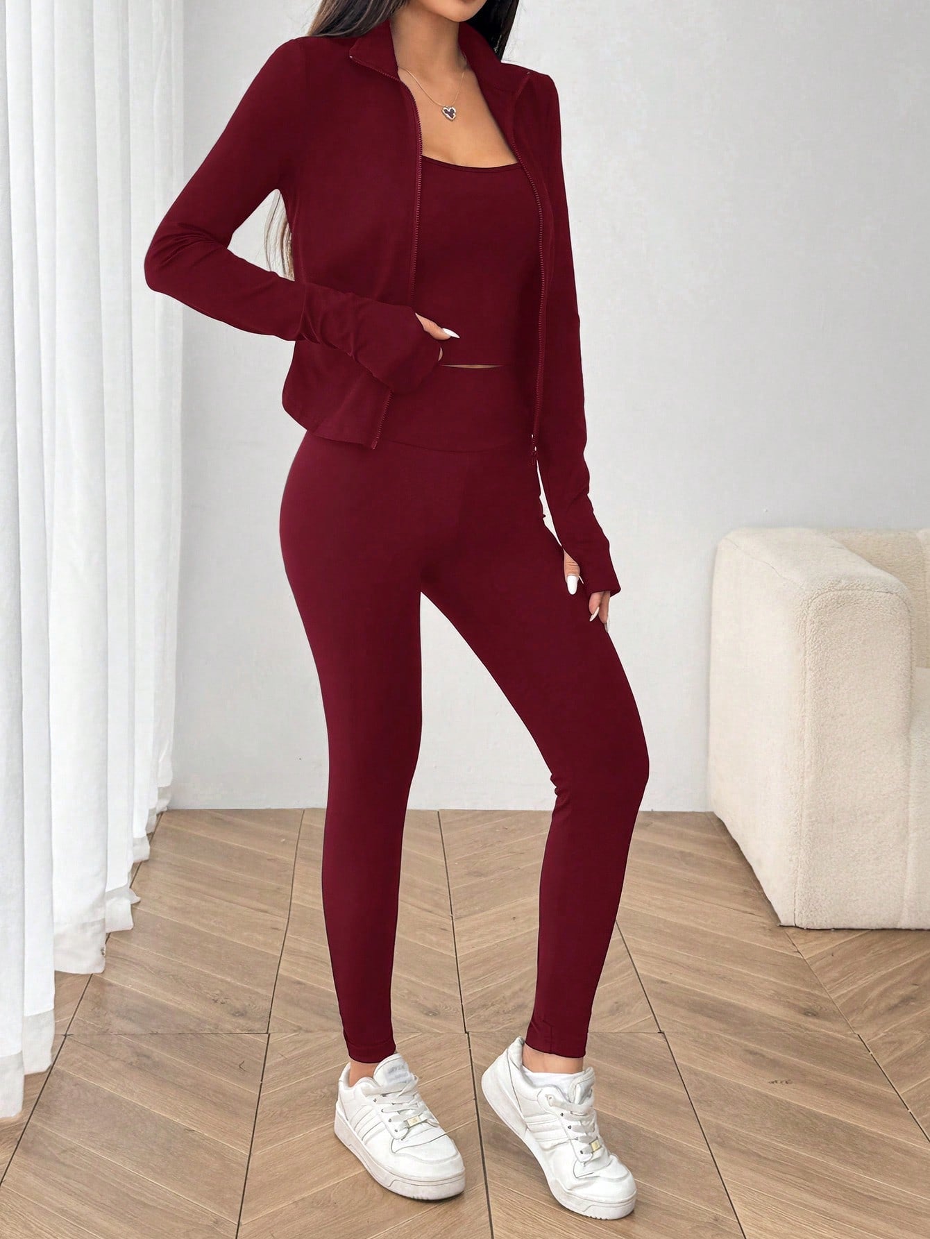 SHEIN EZwear Ensemble de 3 pièces de vêtements de sport pour femme comprenant un cardigan zippé en tricot noir, un débardeur et un pantalon