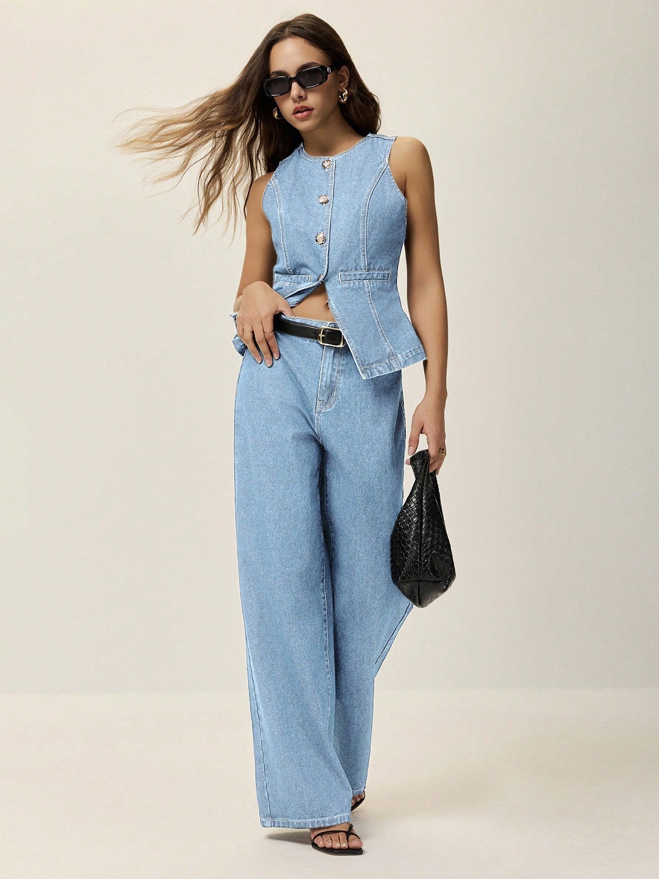 Poéselle Ensemble 2 pièces pour femmes : débardeur avec fente à la taille et boutons en métal, et jeans longs. Ensemble en denim élégant, jeans à jambe large et ample, jeans taille haute pour femmes, FW25