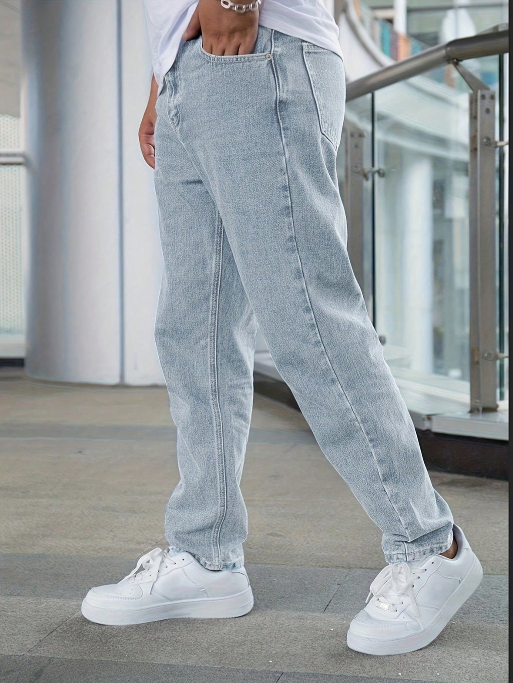 Jeans décontractés mode homme, style minimaliste Coupe globale/tout