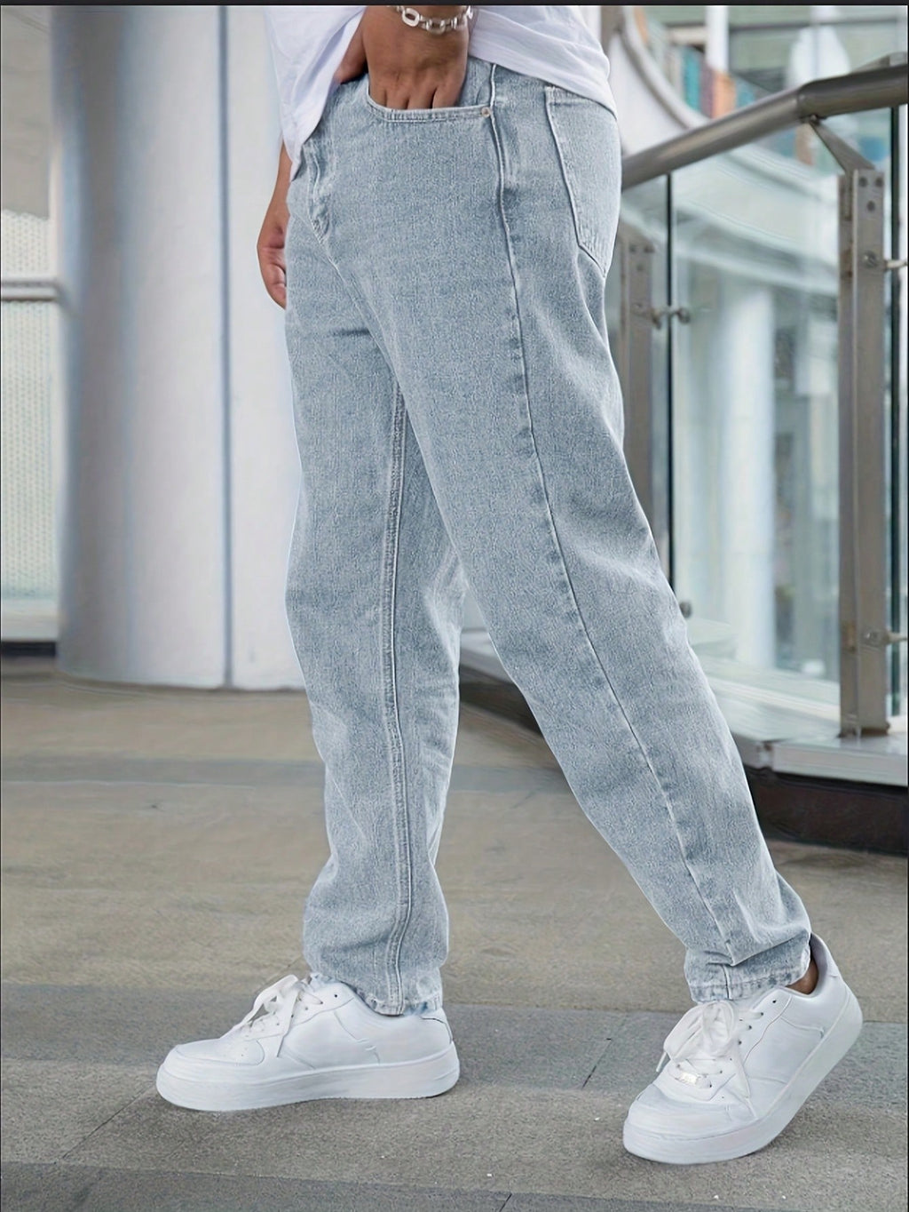 Jeans décontractés mode homme, style minimaliste Coupe globale/tout