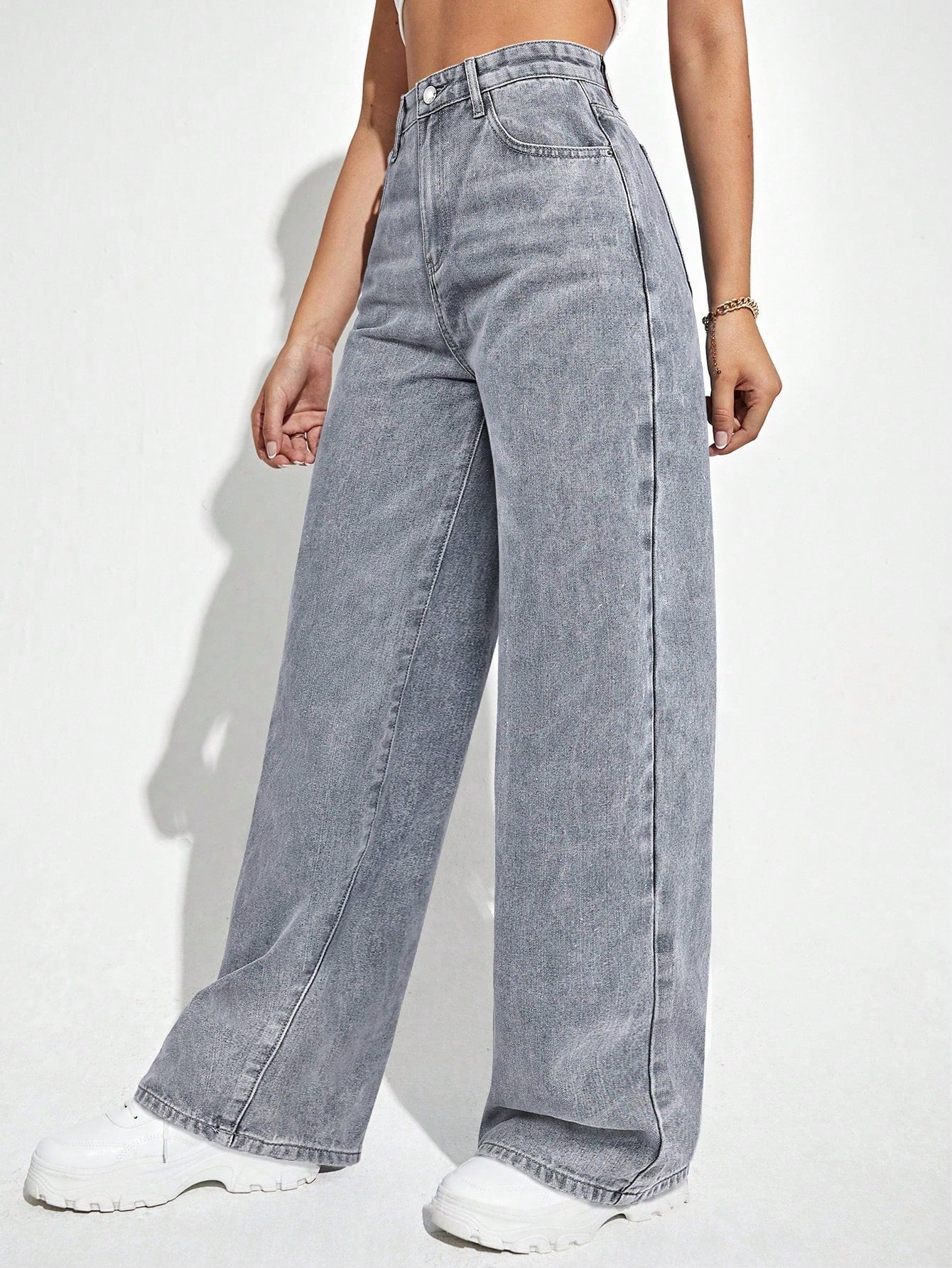 Jeans droits à taille haute lavés de manière décontractée