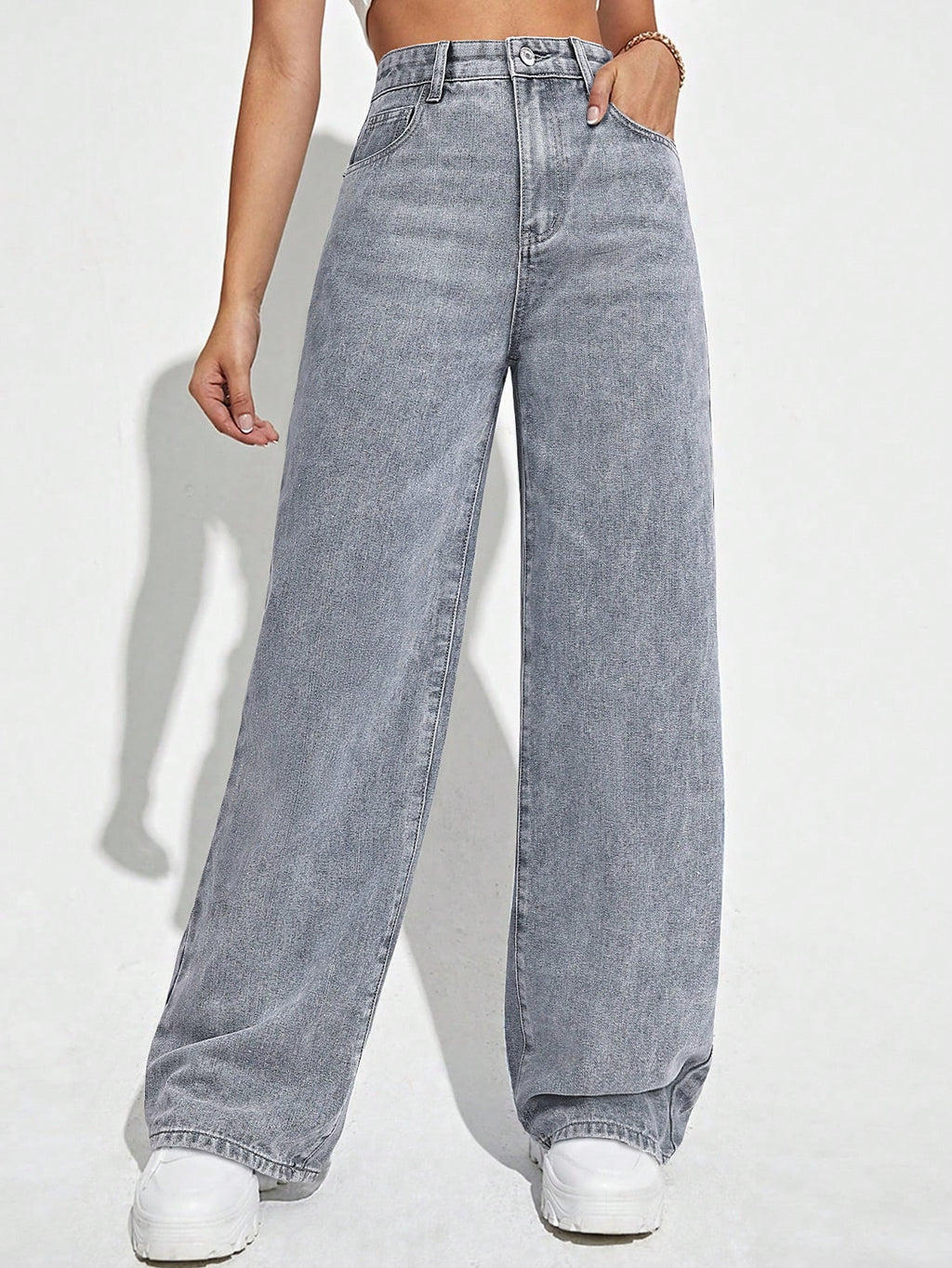 Jeans droits à taille haute lavés de manière décontractée