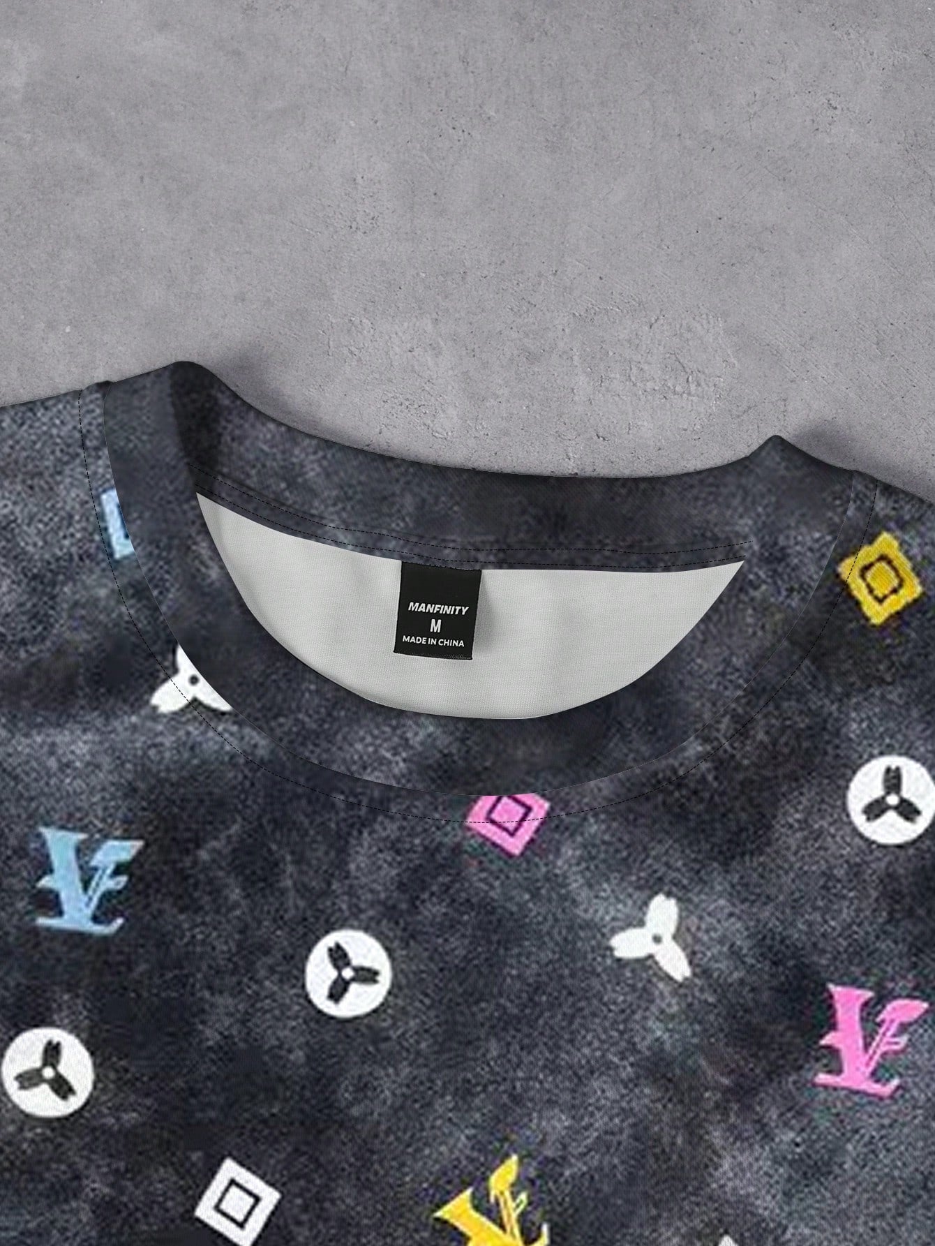 T-shirt décontracté pour hommes avec impression de lettres usées