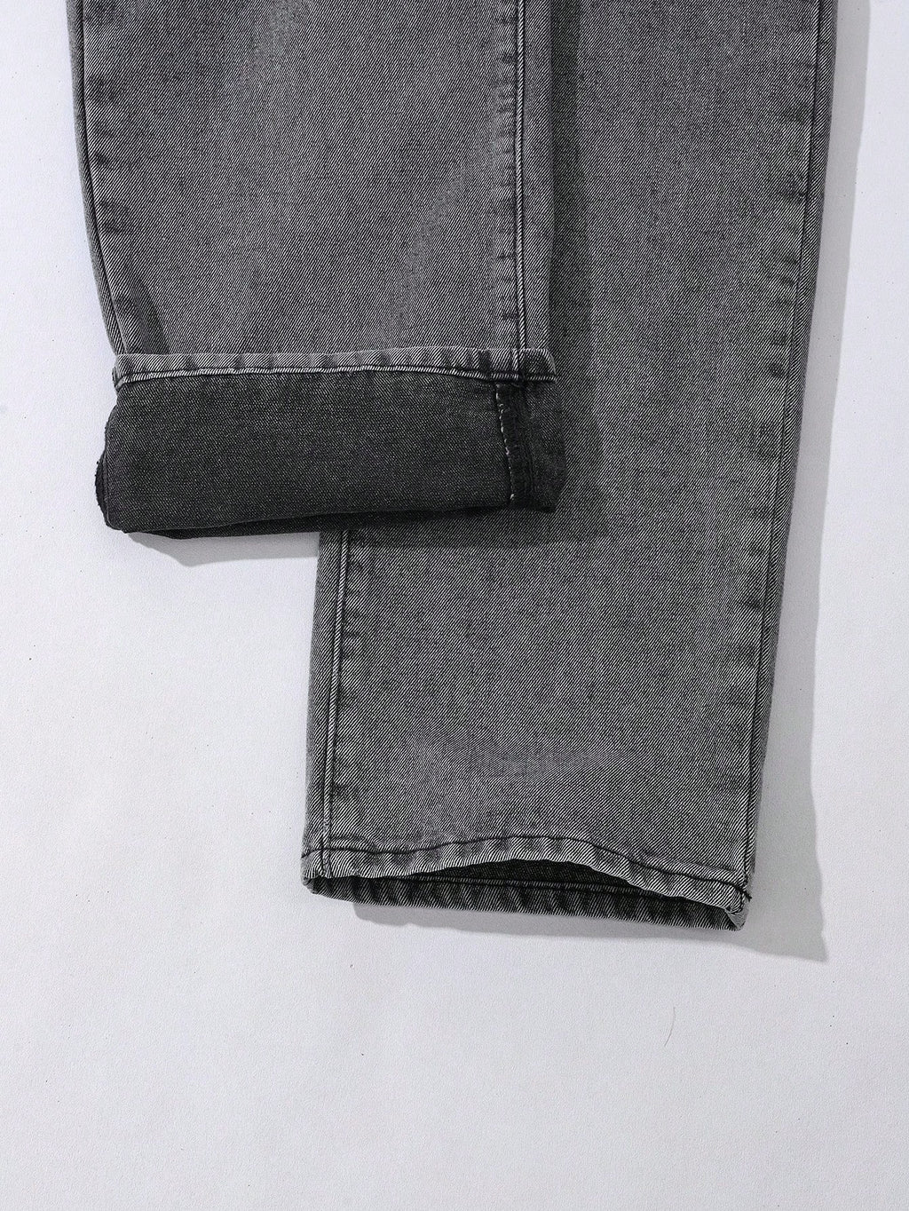 Manfinity Hypemode Jeans droits à poches obliques lavés, coupe ample pour hommes