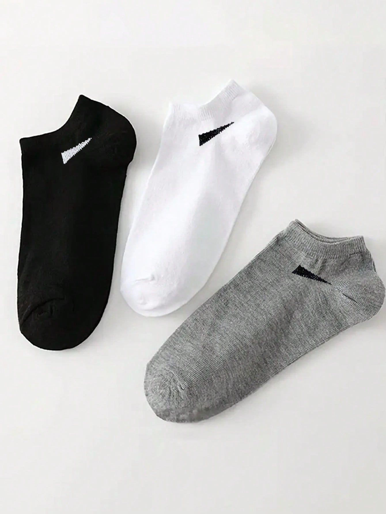 40 paires de chaussettes unisexes pour hommes, femmes, garçons et filles. Chaussettes invisibles, chaussettes d'équipe. Cadeau de printemps et d'été